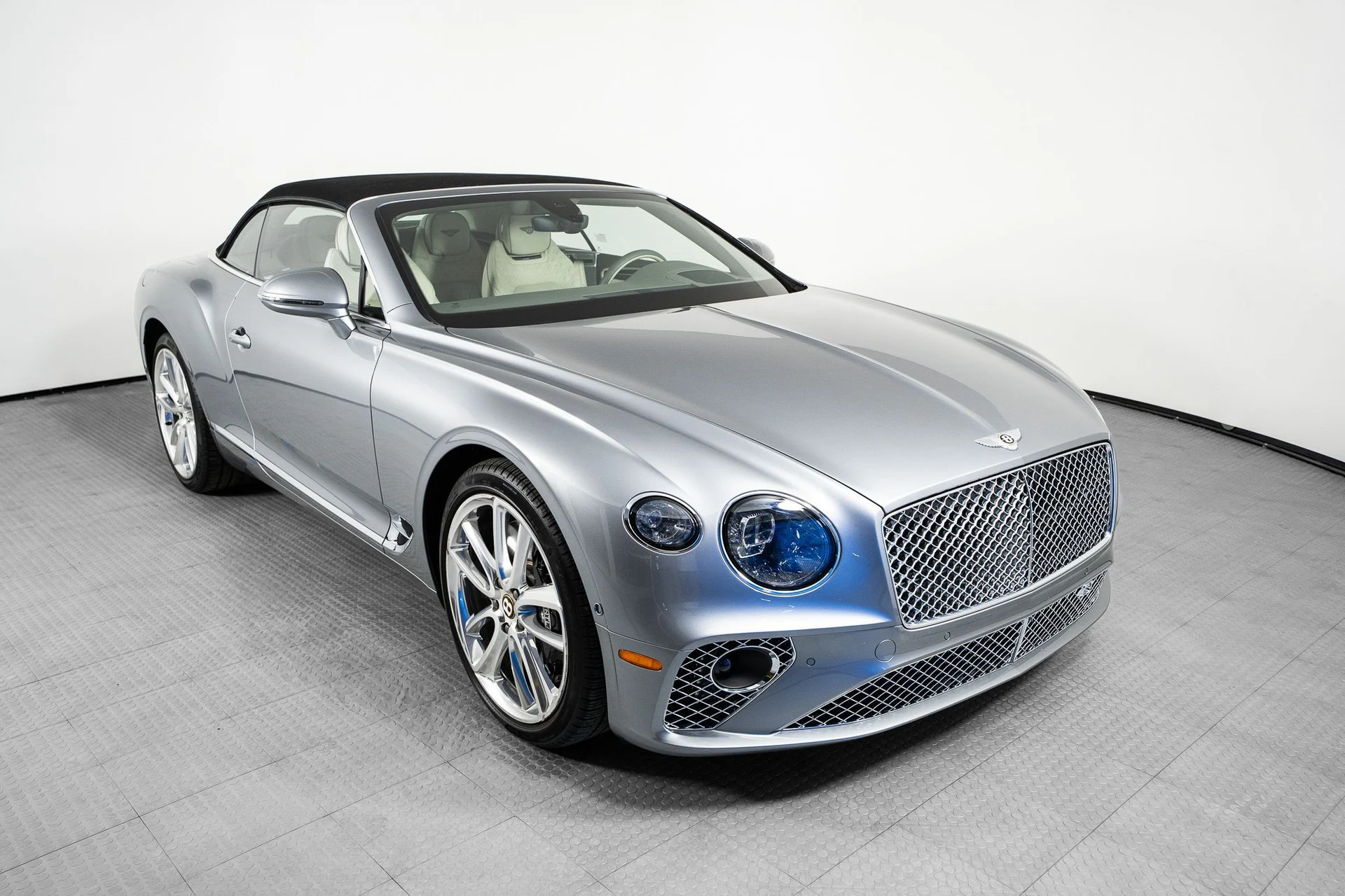 mph062_3038668064_4a06e5d8_4b8d_4570_bf4f_7e70b029fe17_bc5e1bcb89