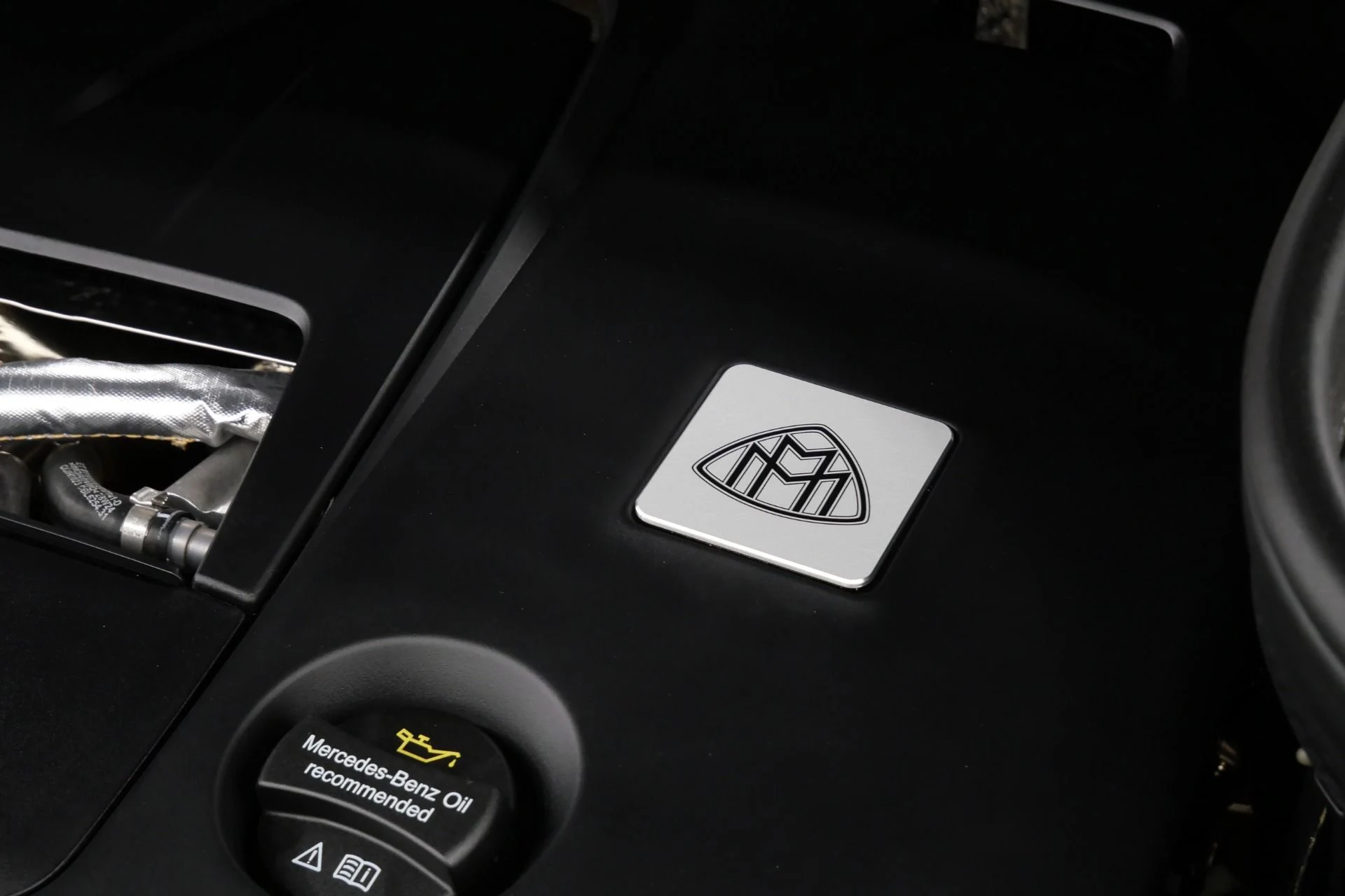 mph062_3047407410_Used_2025_Mercedes_Benz_Maybach_GLS_600_4_MATIC_Monoblock_Wheels_4_Seat_Configuration_Rear_Entertainment_1776793710_48441ea2a2