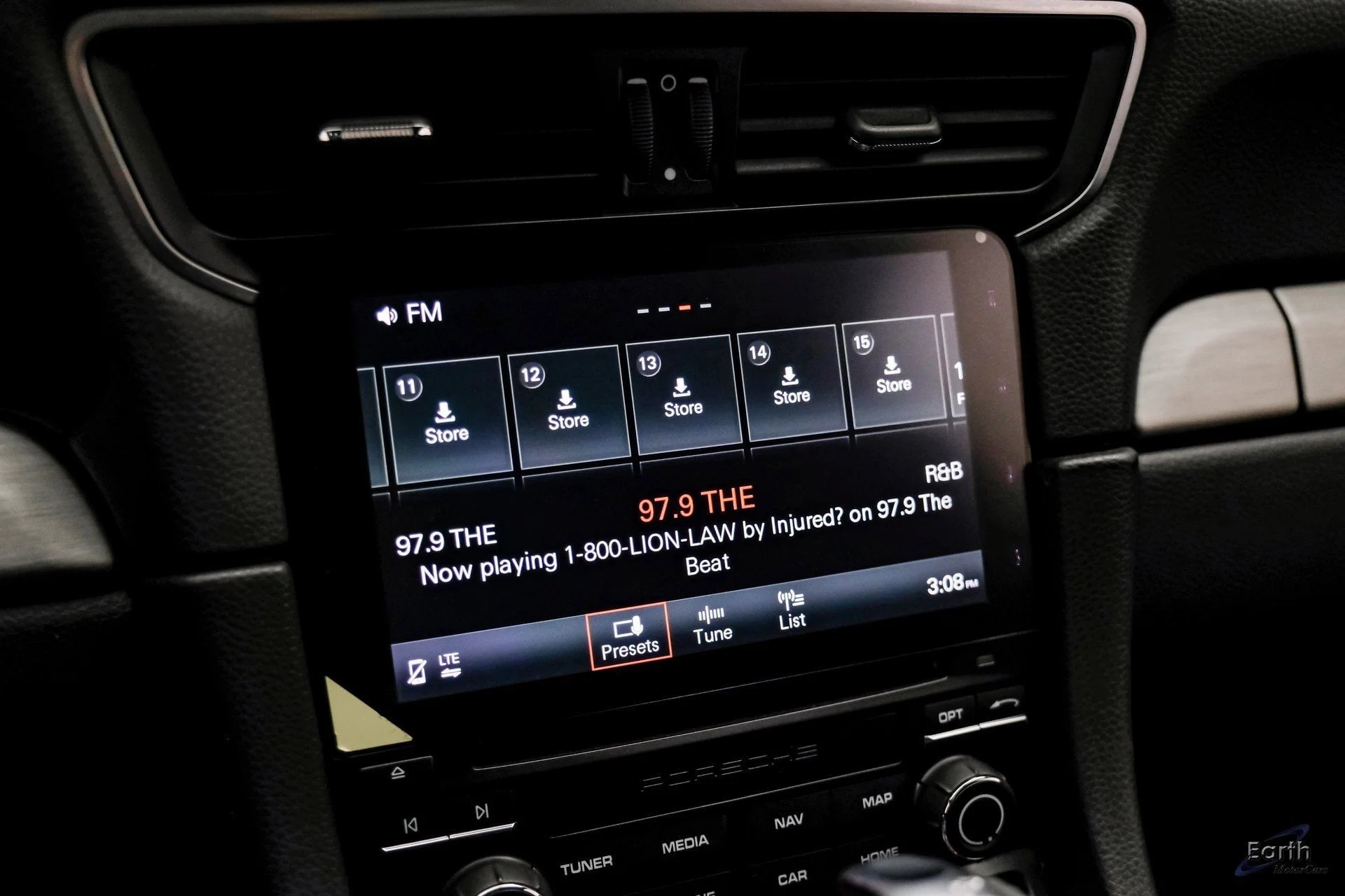 mph062_3095529814_99f8e25923c661e21e7a8042344e7e11x_92e8c1b8f2