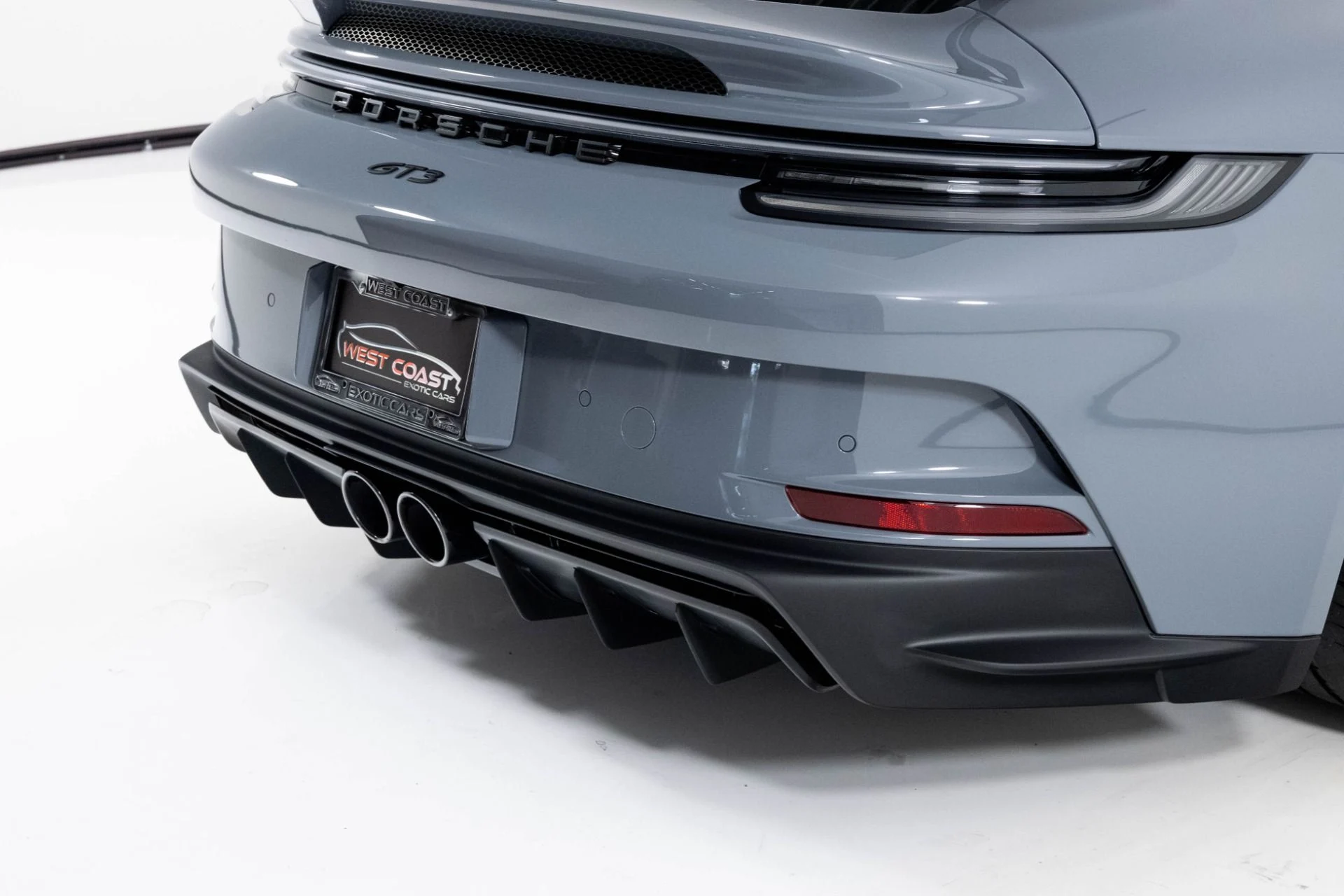 mph062_309646395_Used_2024_Porsche_911_GT_3_1760998093_f44cc9aca2