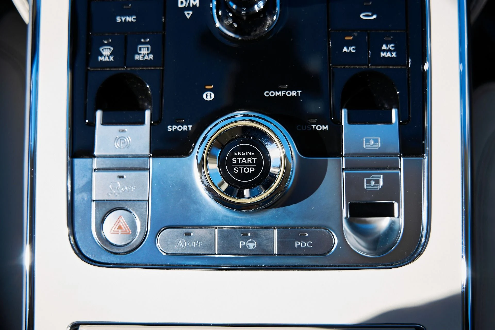 mph062_3252472874_Used_2024_Bentley_Flying_Spur_Mulliner_V8_1768876655_b7ea52d2db