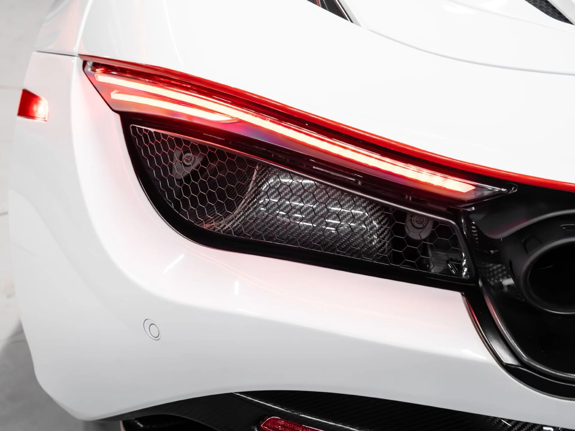mph062_3255062563_mclaren_720s_2019_9966d13d1b