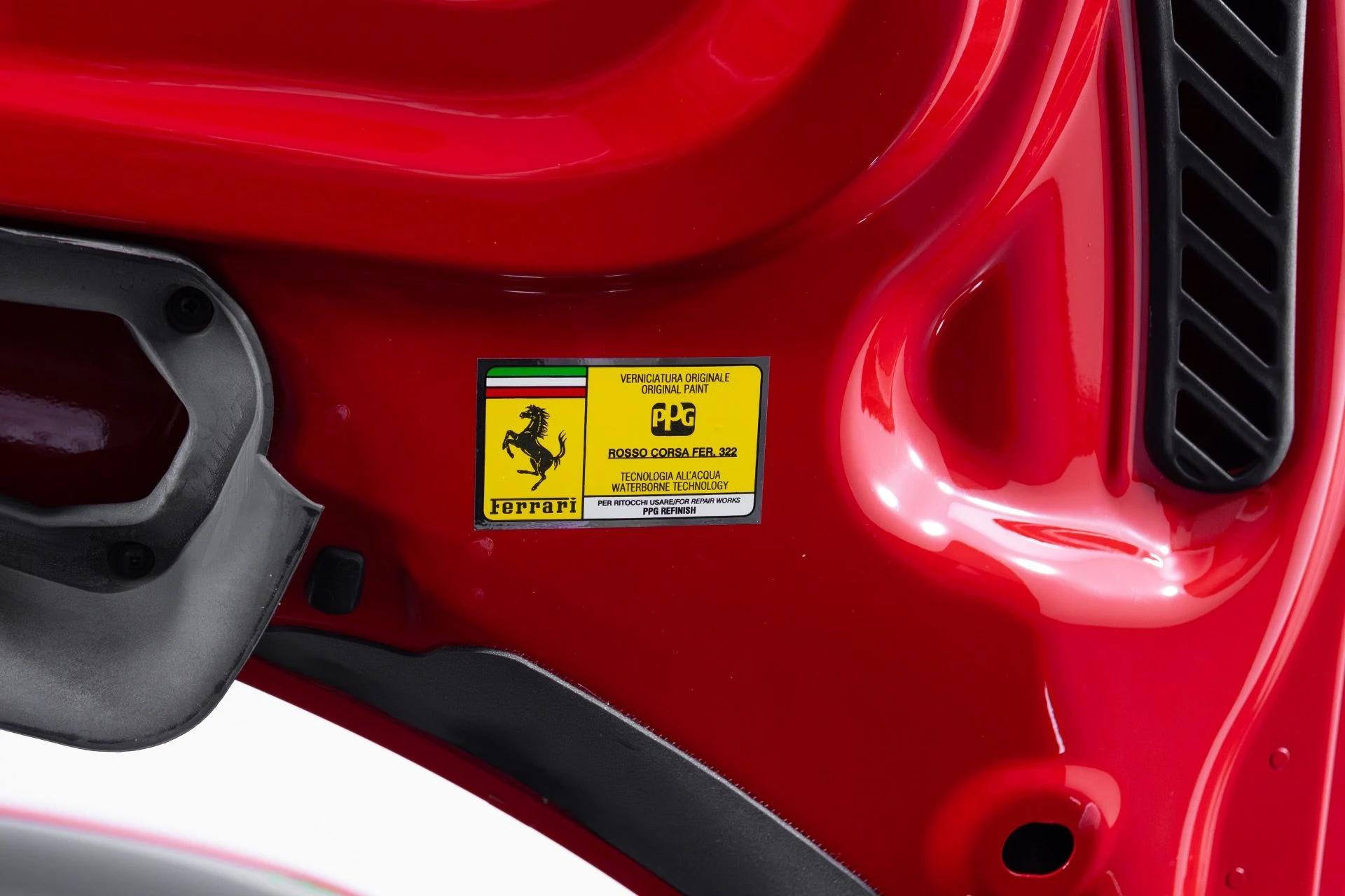 mph062_3257786394_Used_2017_Ferrari_488_GTB_1781727340_b0e8c845e7