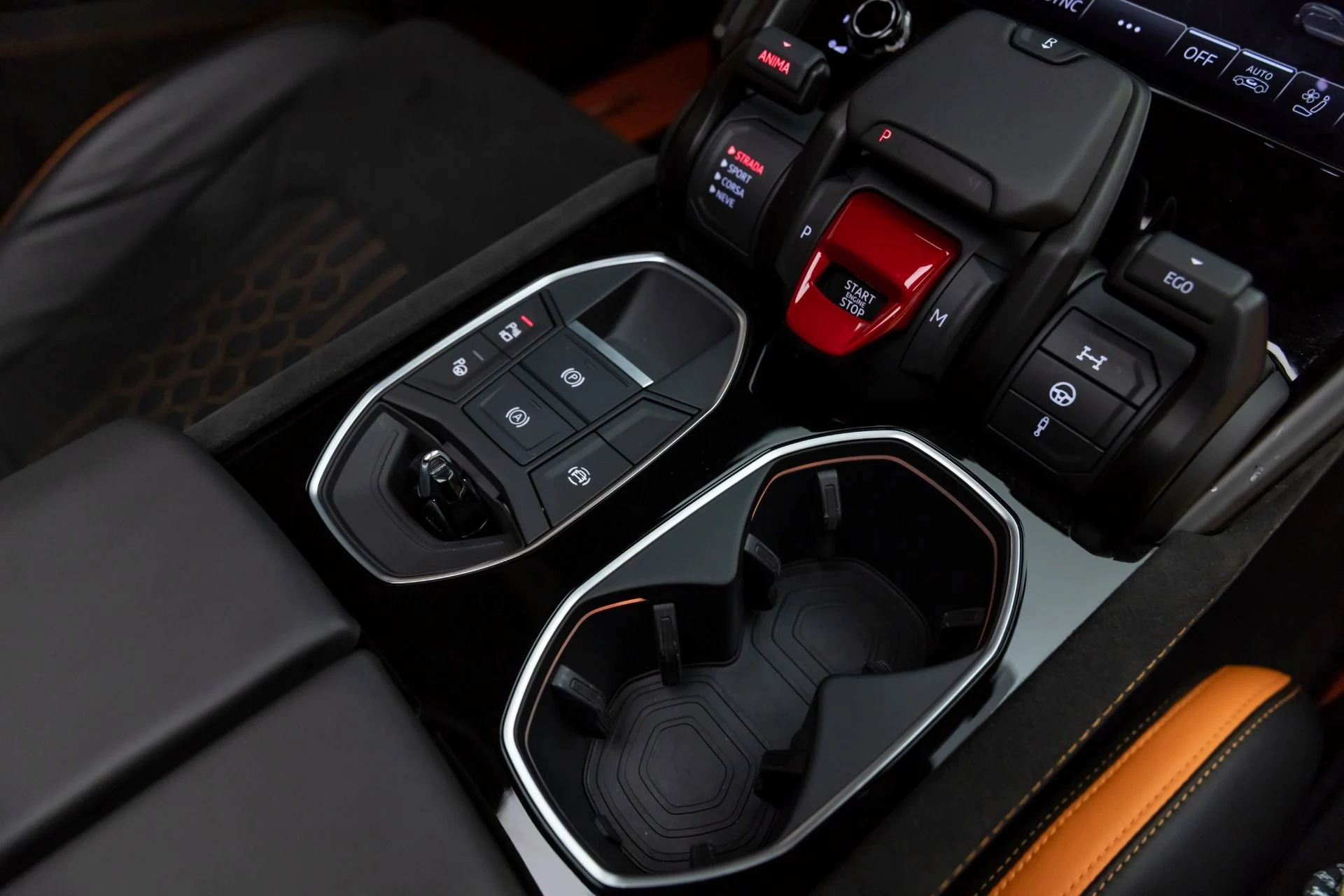 mph062_3271252935_Used_2024_Lamborghini_Urus_S_1766449487_ee17b20e15