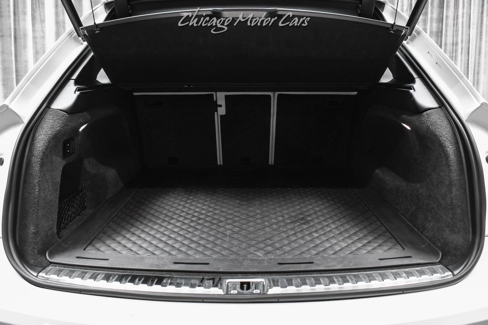 mph062_3271634768_13300_p63_l_71193f5c66