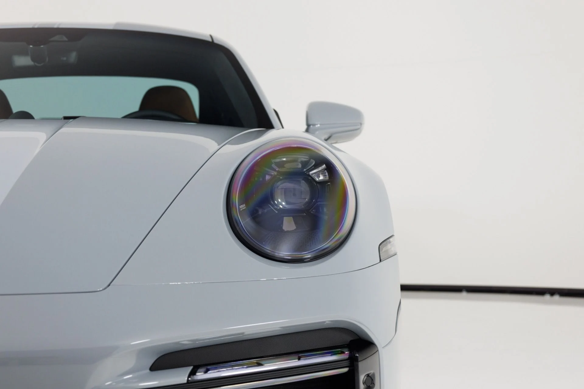 mph062_3277654108_Used_2023_Porsche_911_Sport_Classic_1775497655_1569f34fe5