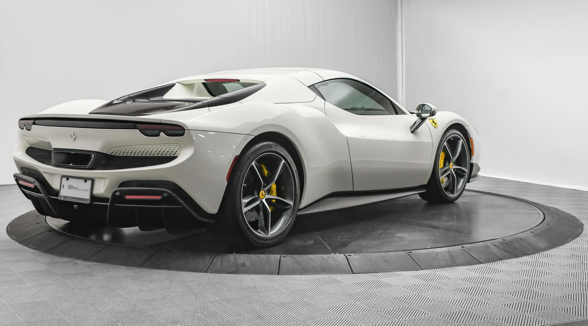 mph062_3317712221_Used_2023_Ferrari_296_GTS_1753430686_0321223153