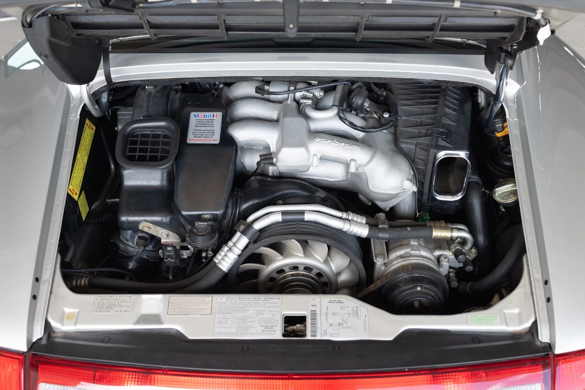 mph062_3387666069_Used_1997_Porsche_911_Carrera_4_S_1785968822_a3d484108a