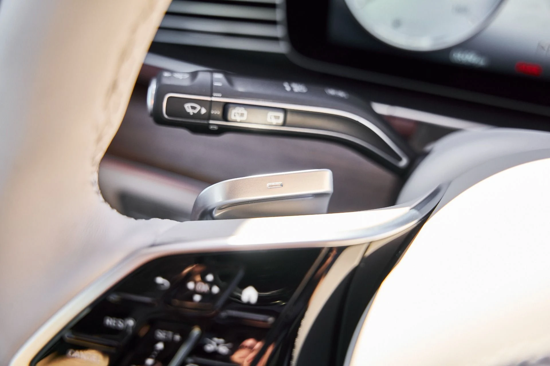 mph062_3442309158_Used_2026_Mercedes_Benz_GLS_Maybach_GLS_600_1772593263_332355f0a3