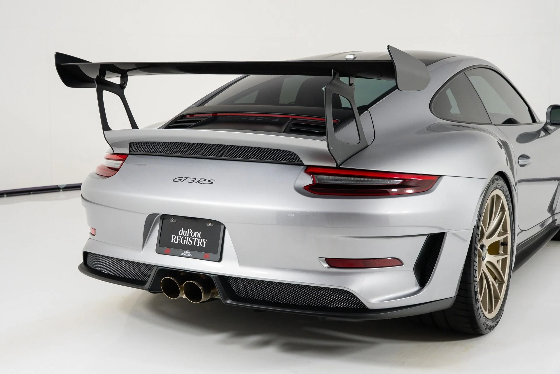 mph062_3452480649_Used_2019_Porsche_911_GT_3_RS_1786044016_30a47124f0