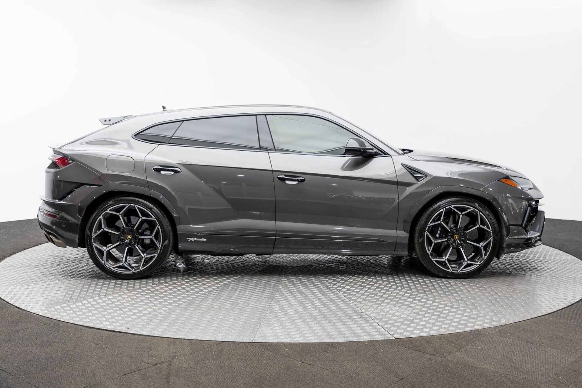 mph062_346309921_63_71ccaf2410