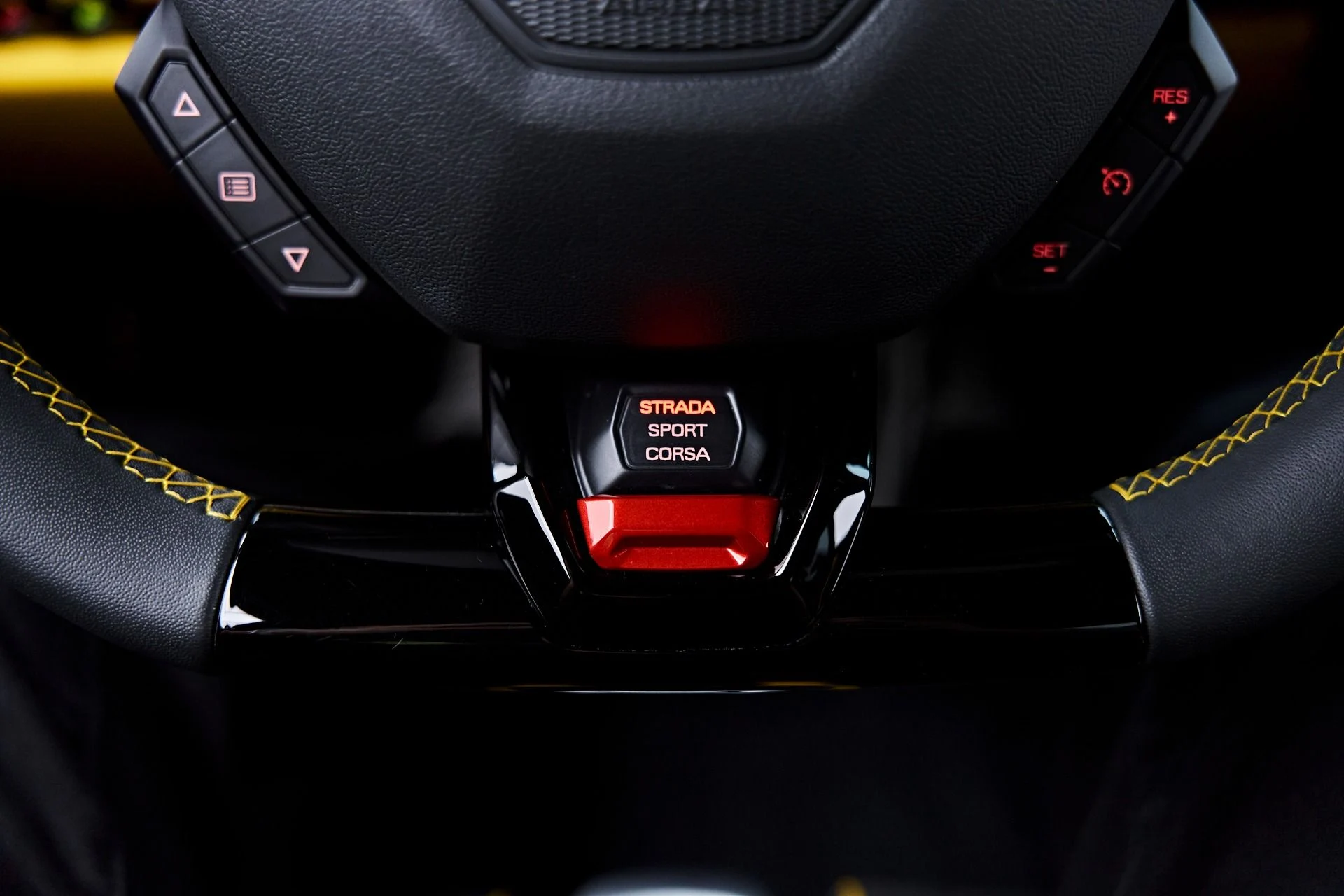 mph062_3474270186_Used_2024_Lamborghini_Huracan_Tecnica_Base_1788455479_c8a462bfee