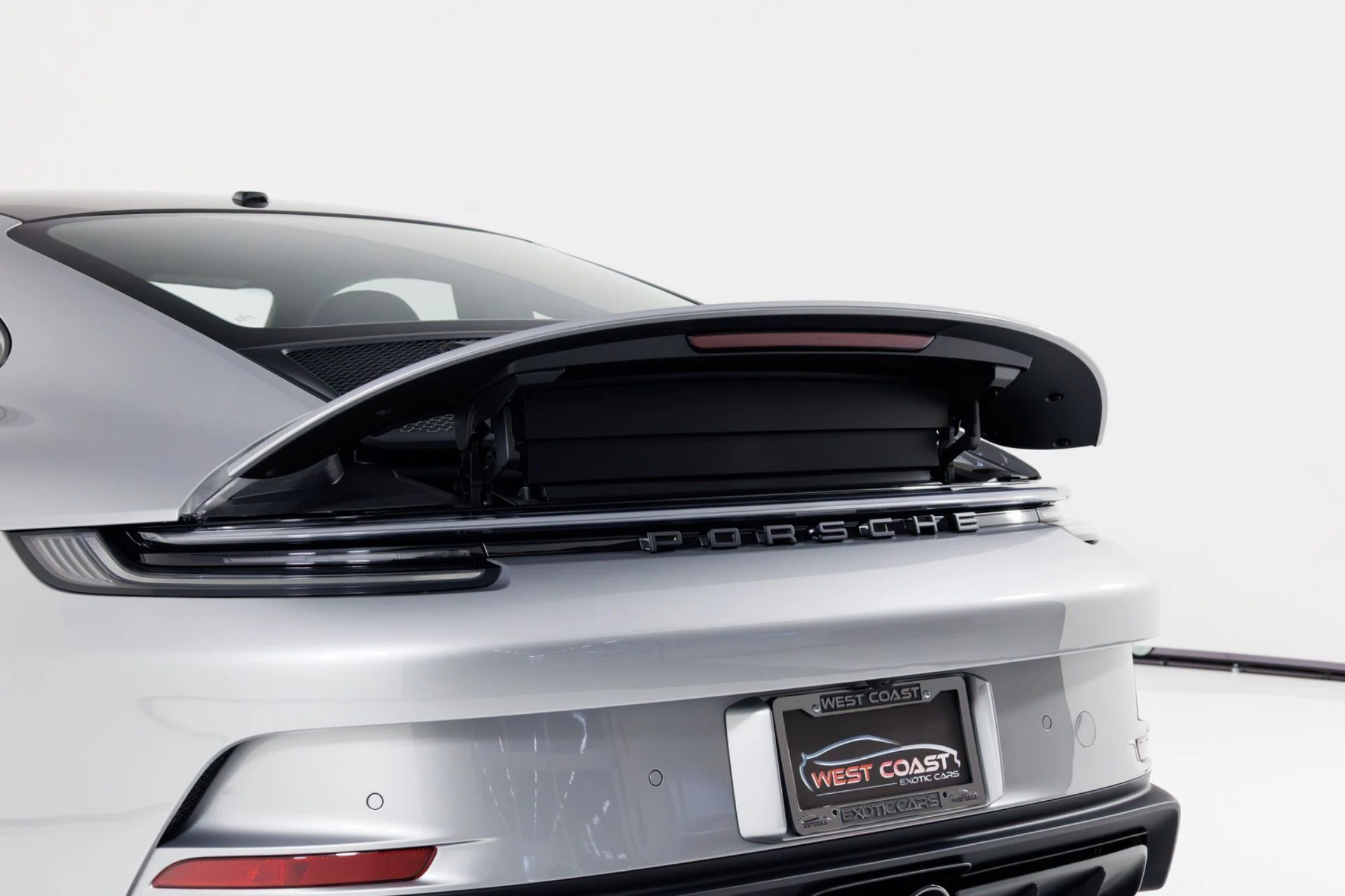 mph062_348191928_Used_2022_Porsche_911_GT_3_Touring_1790711490_32e7d21505