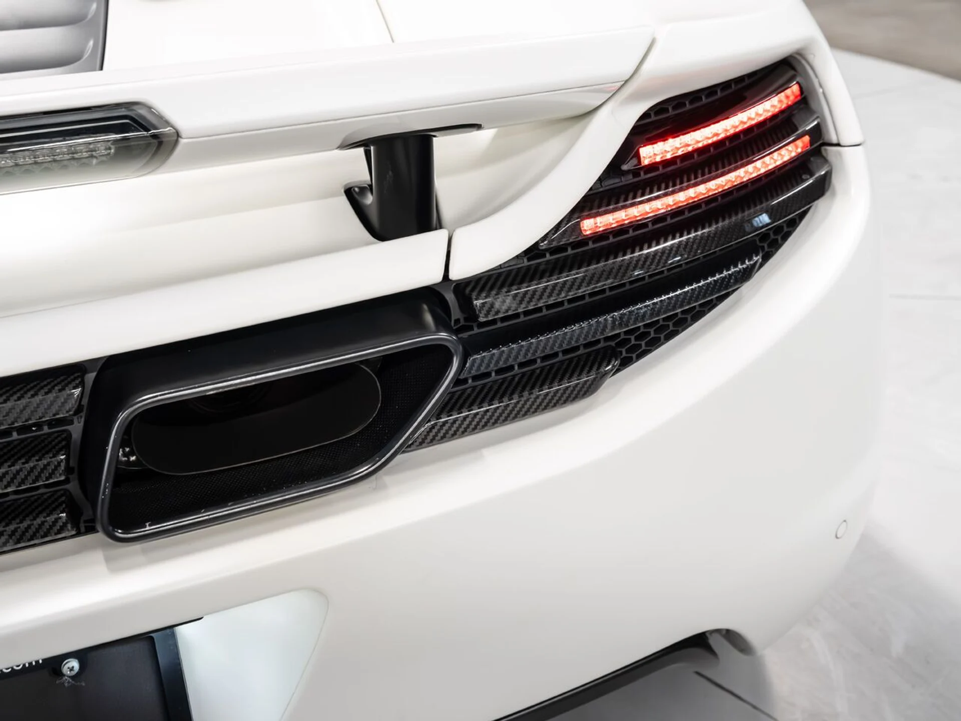 mph062_3588039568_mclaren_mp4_12c_2012_1b8016e37d