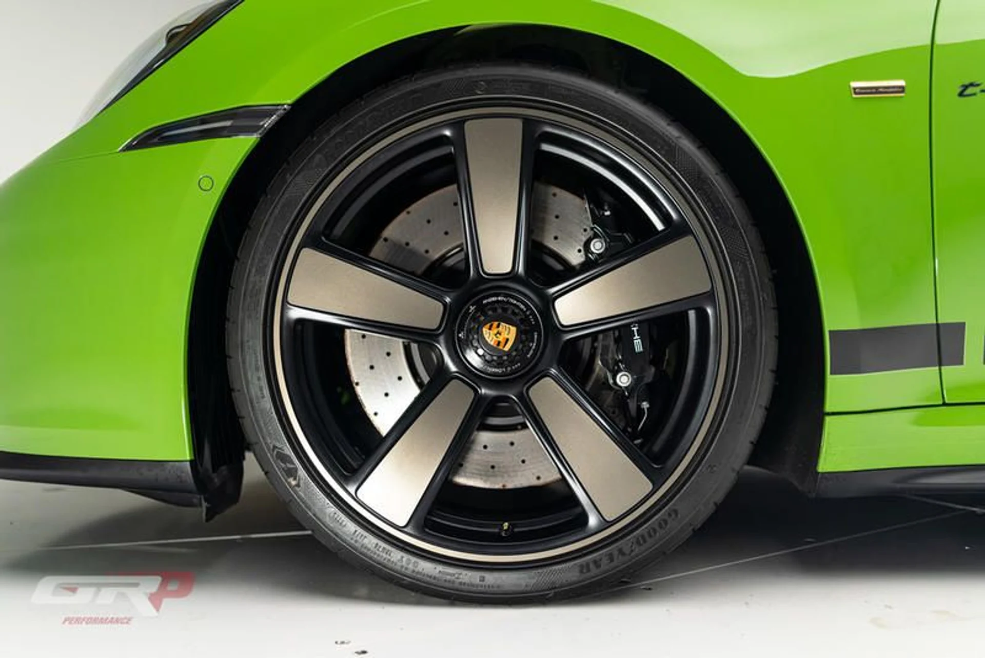 mph062_3597557620_39_E99_E7_D_3_F6_F_40_D9_8_A06_E910_B3_AB_3395_6e1ffaac10