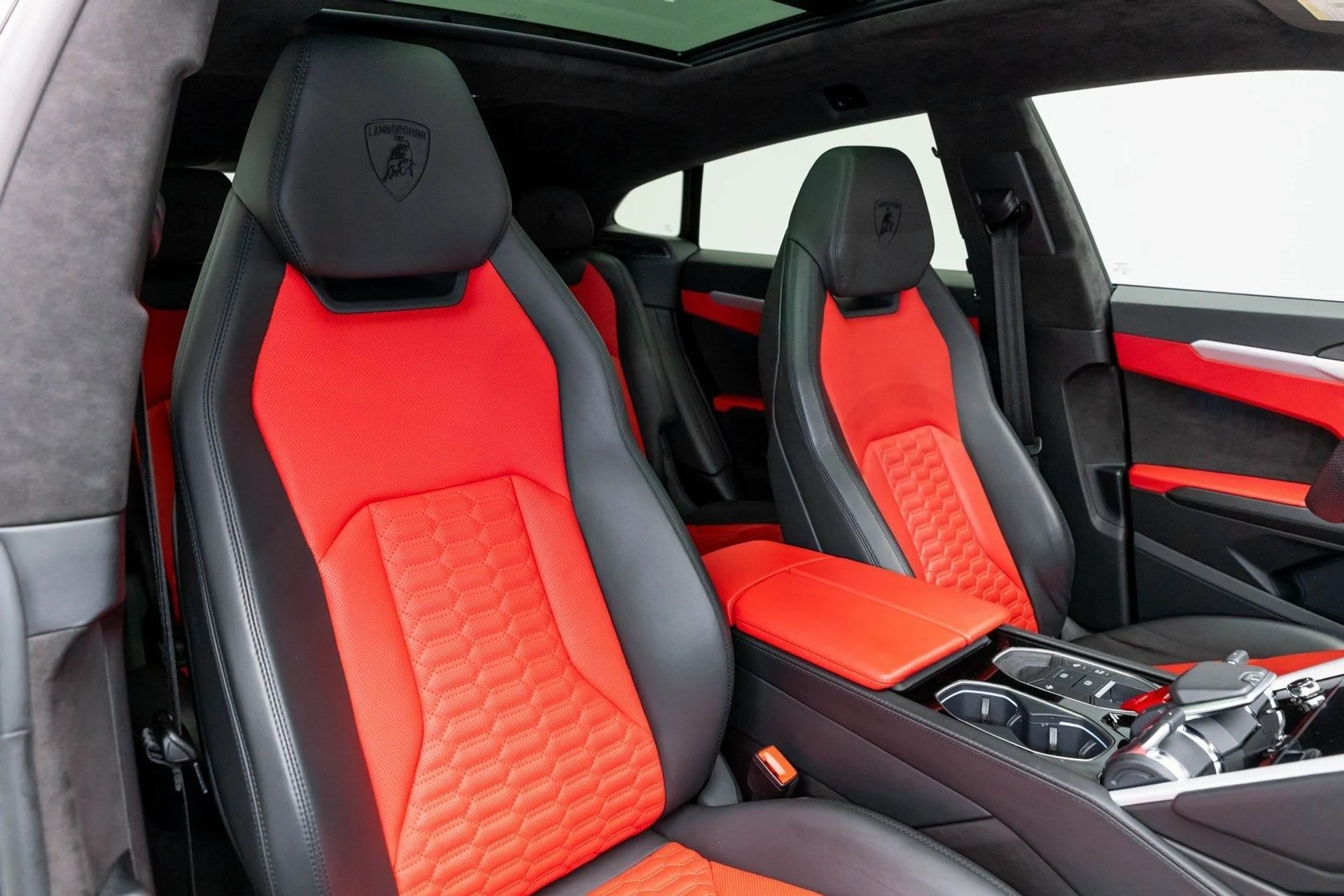 mph062_3676293661_63_1246961295