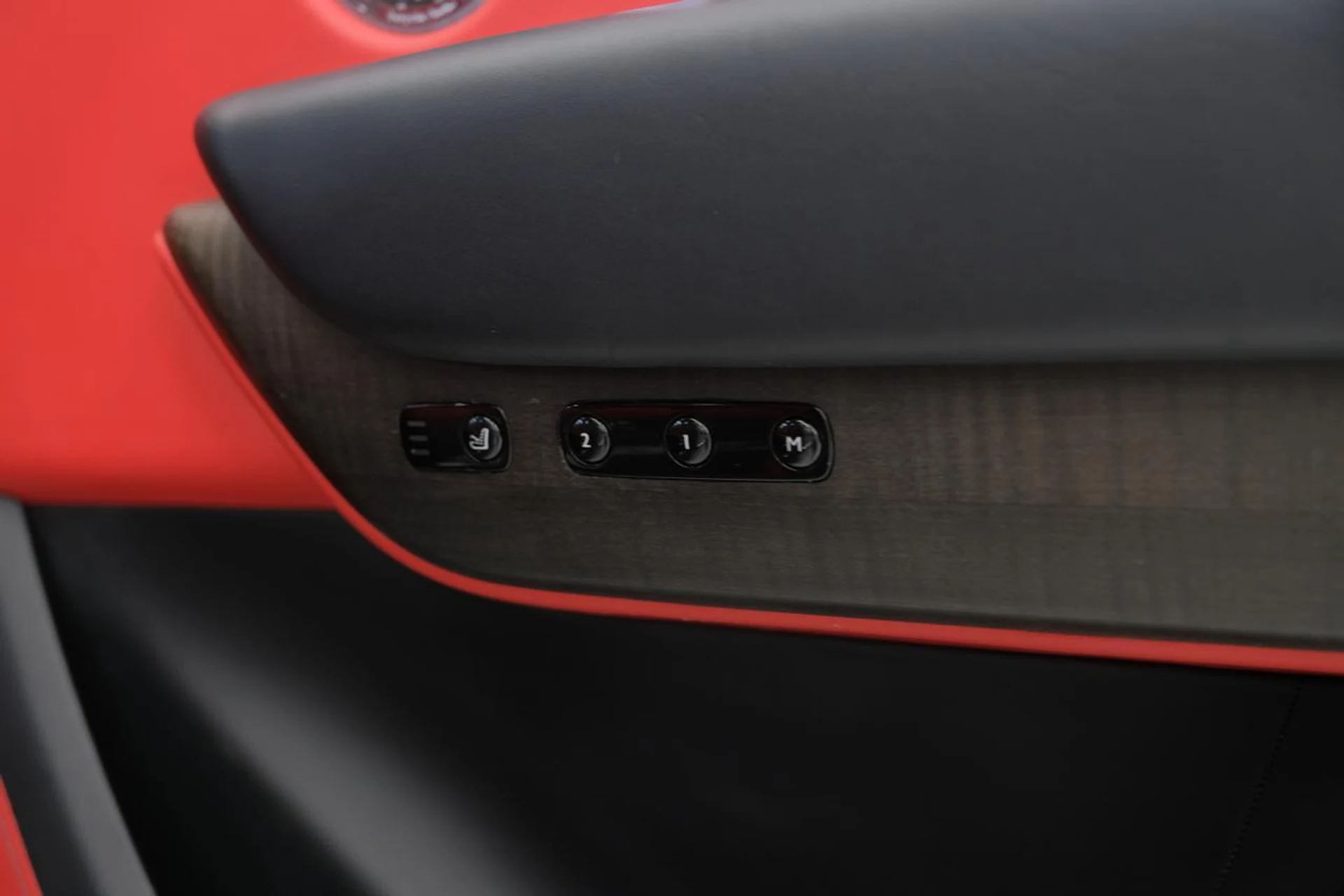 mph062_3679618970_a8666bbf1fb9ffd0a62db44d0b8bb039_a4976e5bf0