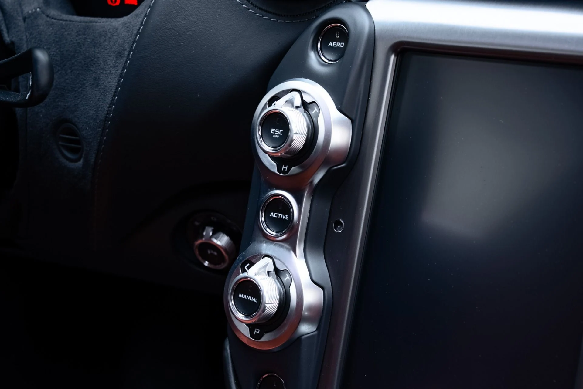 mph062_3684286686_Used_2018_Mc_Laren_720_S_Luxury_1771626777_9394935e32