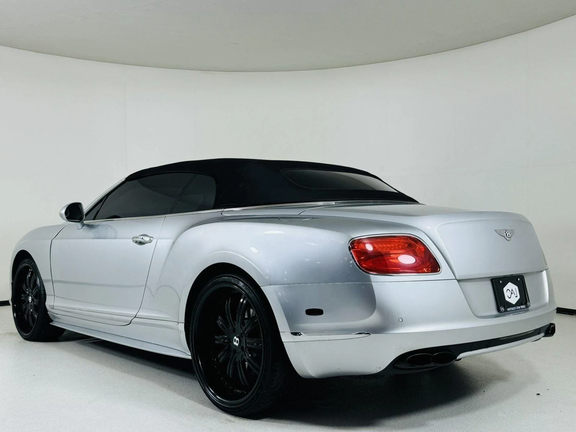 mph062_3704888857_bbaca0399ad1435d99ce69e120416087_832d5d1822