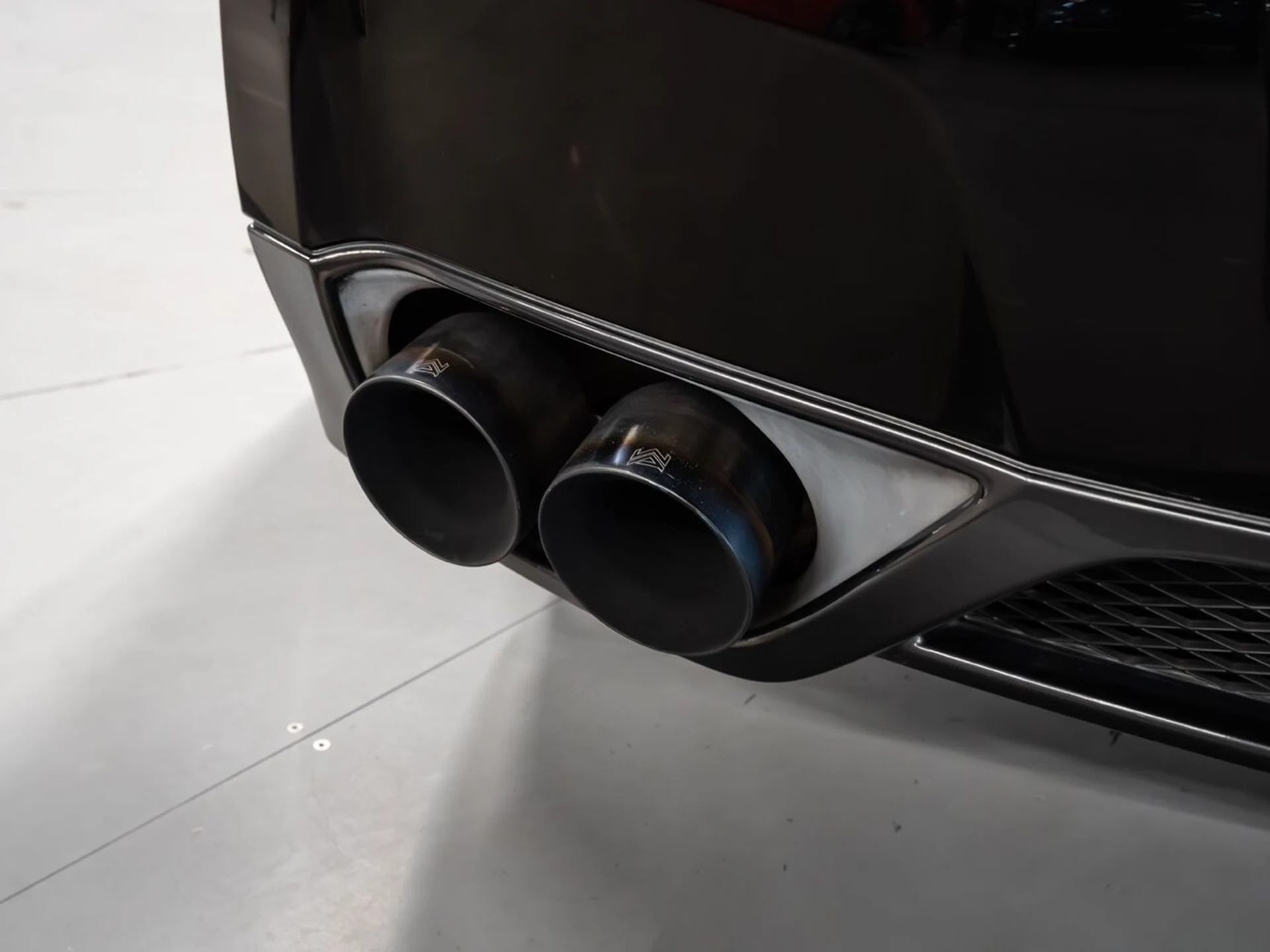 mph062_3815395360_nissan_gt_r_2009_600711cf3f