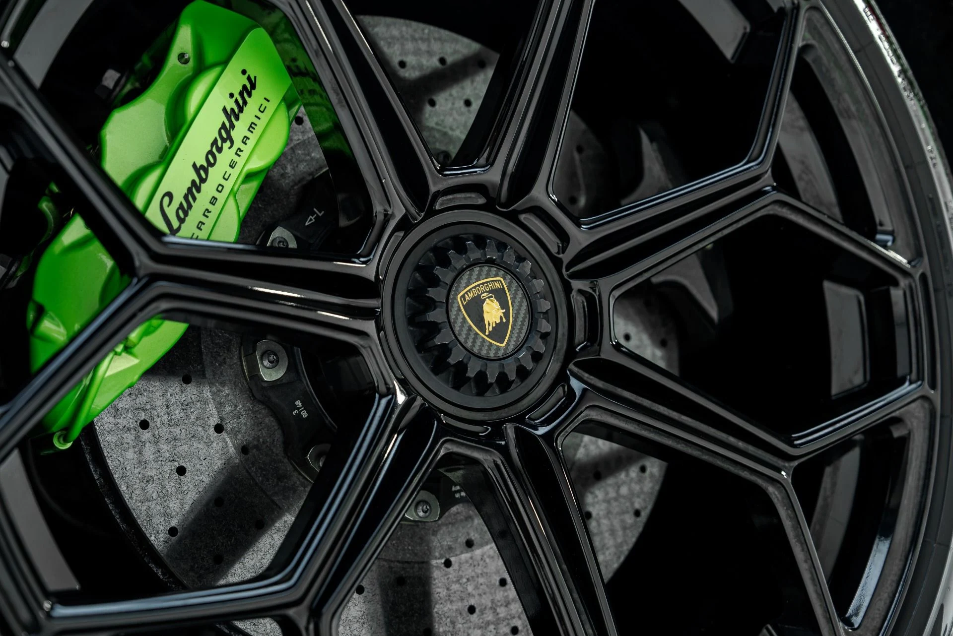 mph062_3829834366_Used_2019_Lamborghini_Aventador_LP_770_4_SVJ_1789598586_214543a024