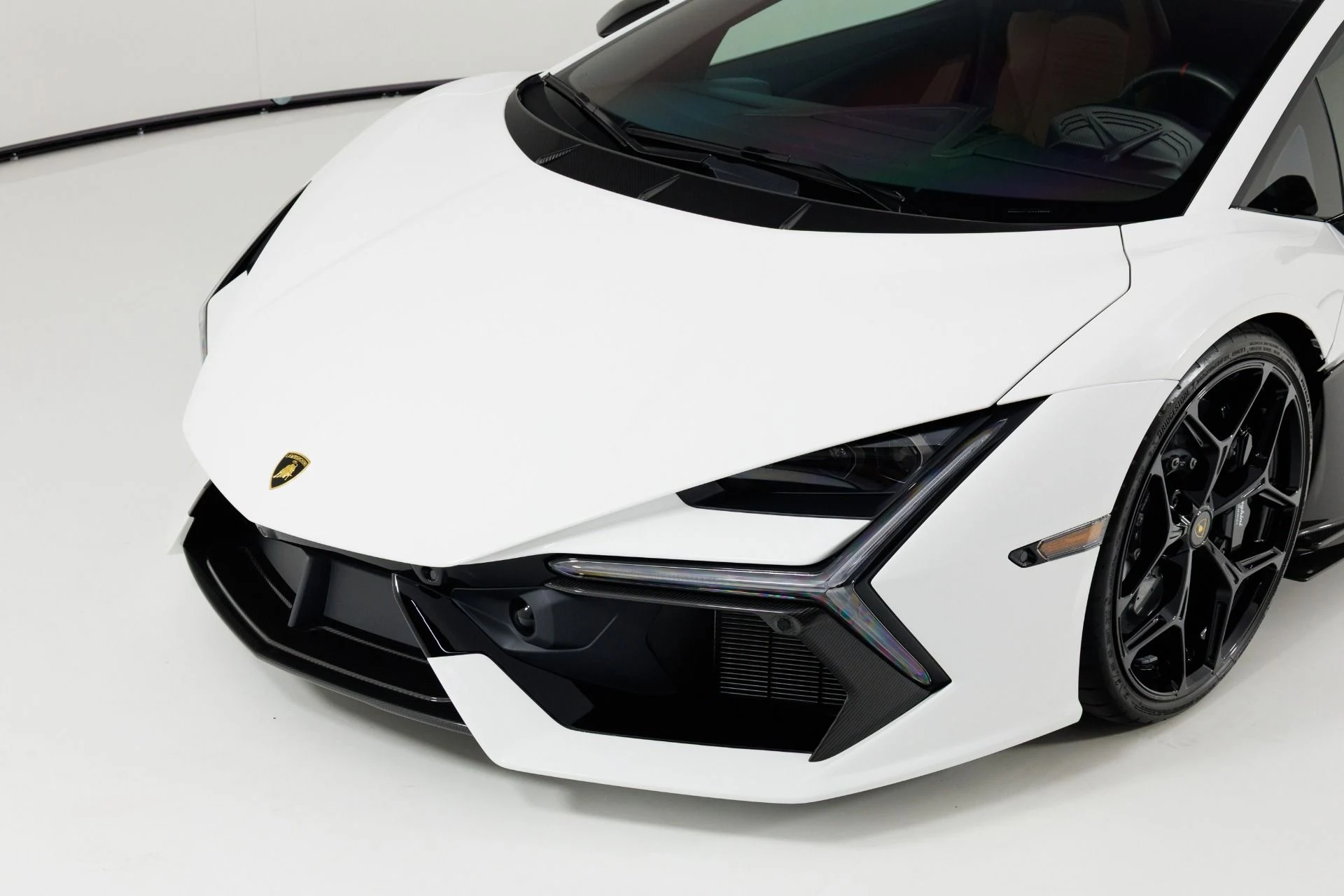 mph062_3849563777_Used_2024_Lamborghini_Revuelto_1786042593_85e0fb0c60