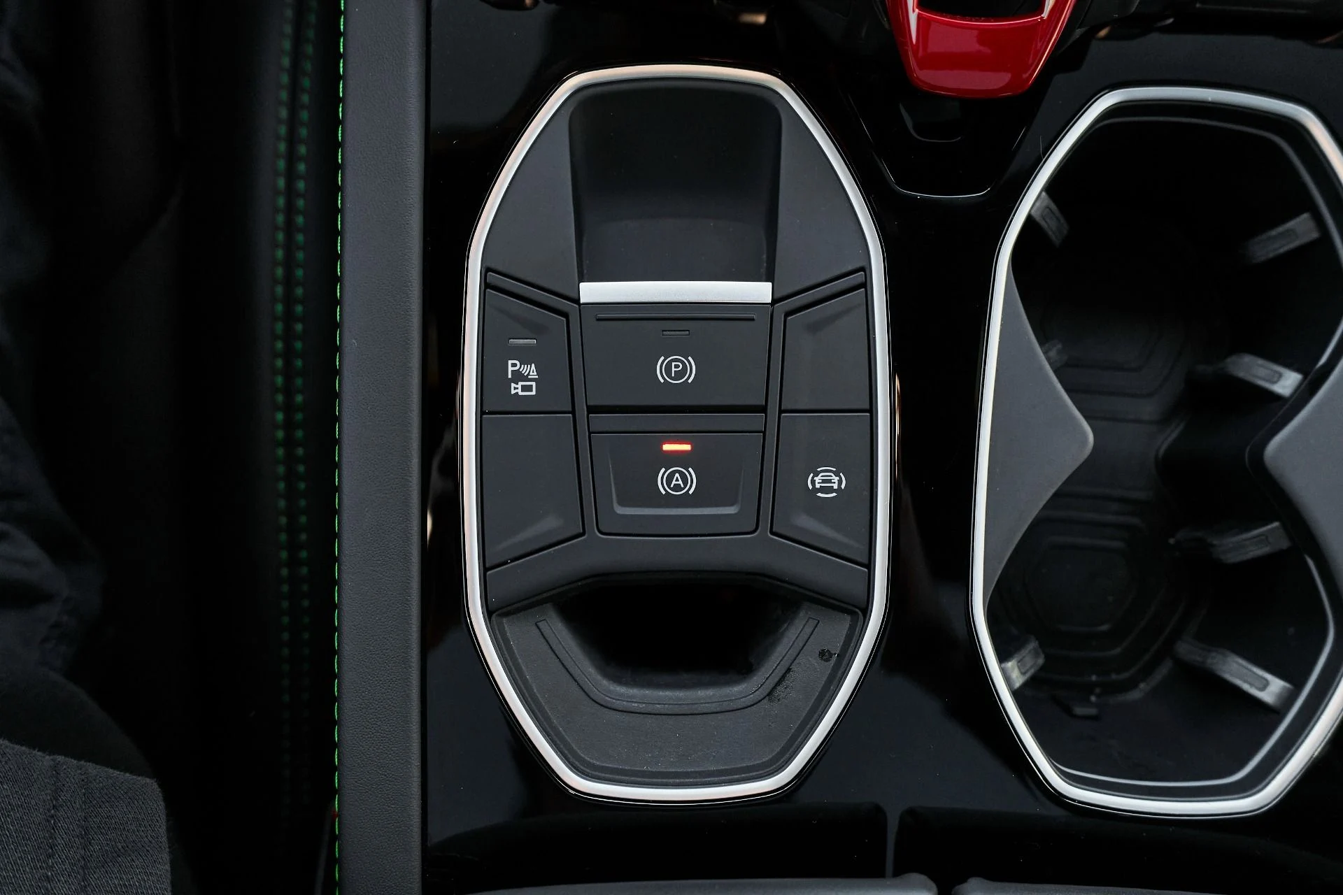 mph062_3881280617_Used_2021_Lamborghini_Urus_1765854564_507ec3b9de