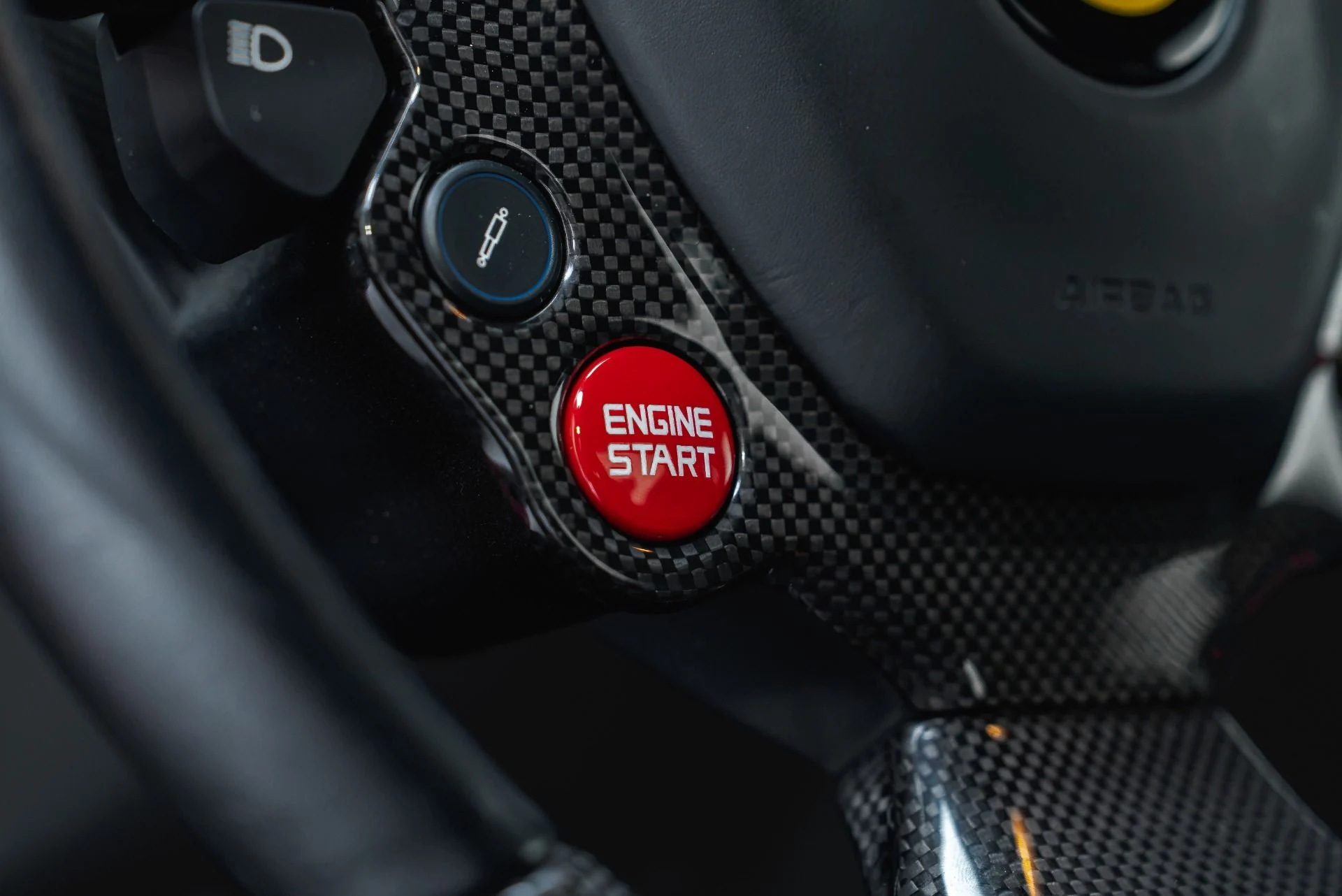 mph062_3917951013_Used_2017_Ferrari_F12berlinetta_1791838762_dad2fbdca9