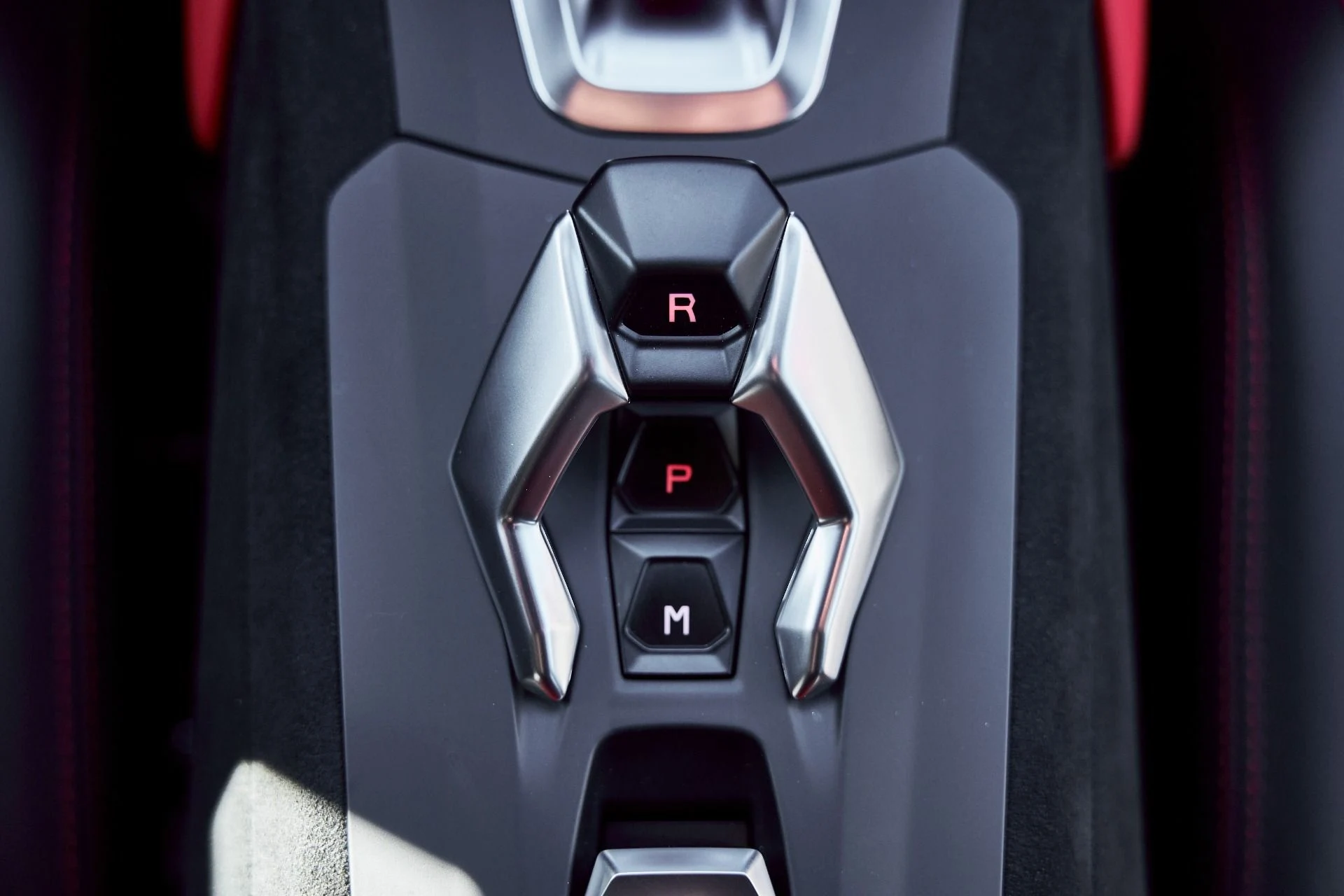 mph062_3923346369_Used_2024_Lamborghini_Huracan_STO_1768271480_d31e41bf28