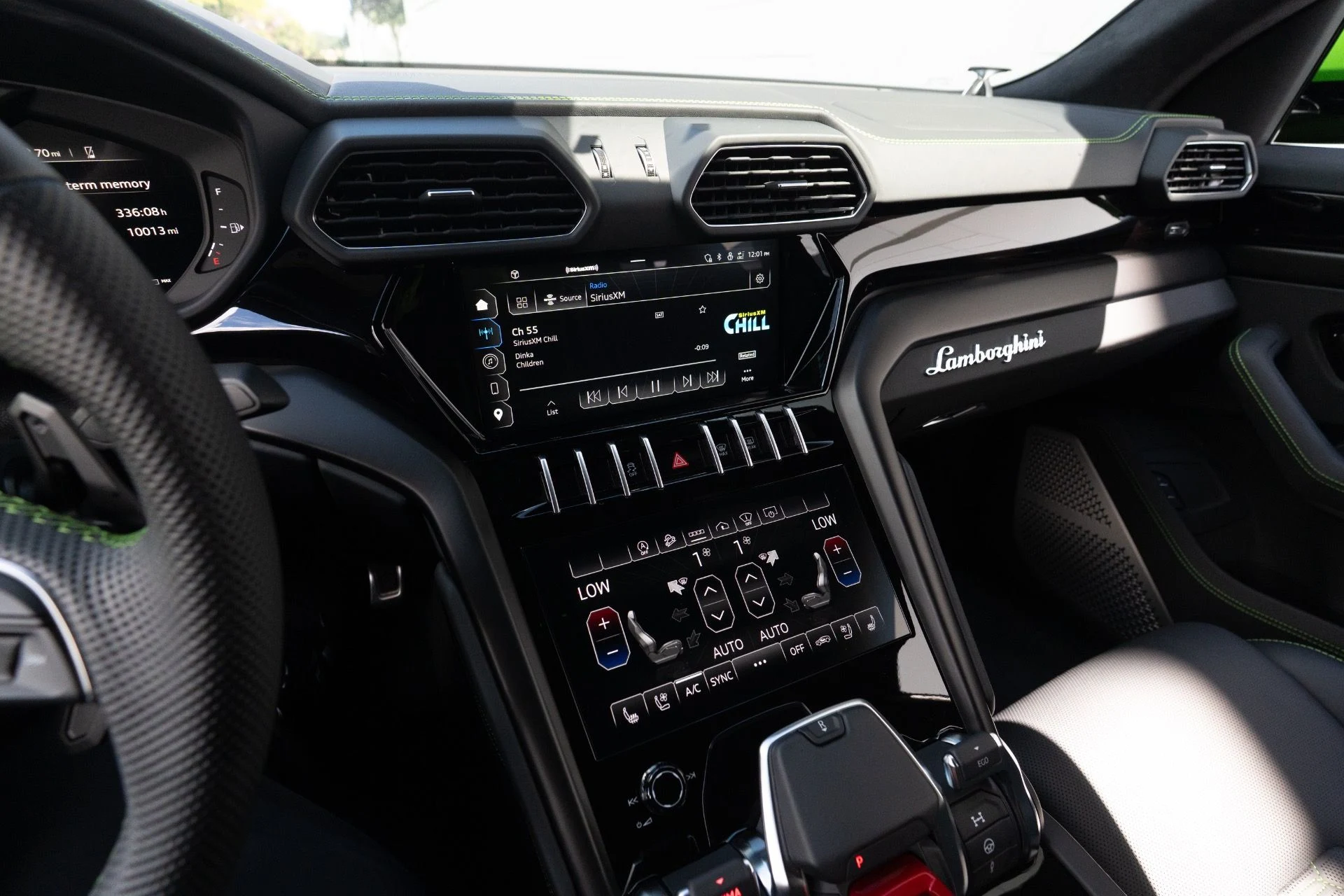 mph062_3933739065_Used_2023_Lamborghini_Urus_S_1758835388_5c1f84ca97