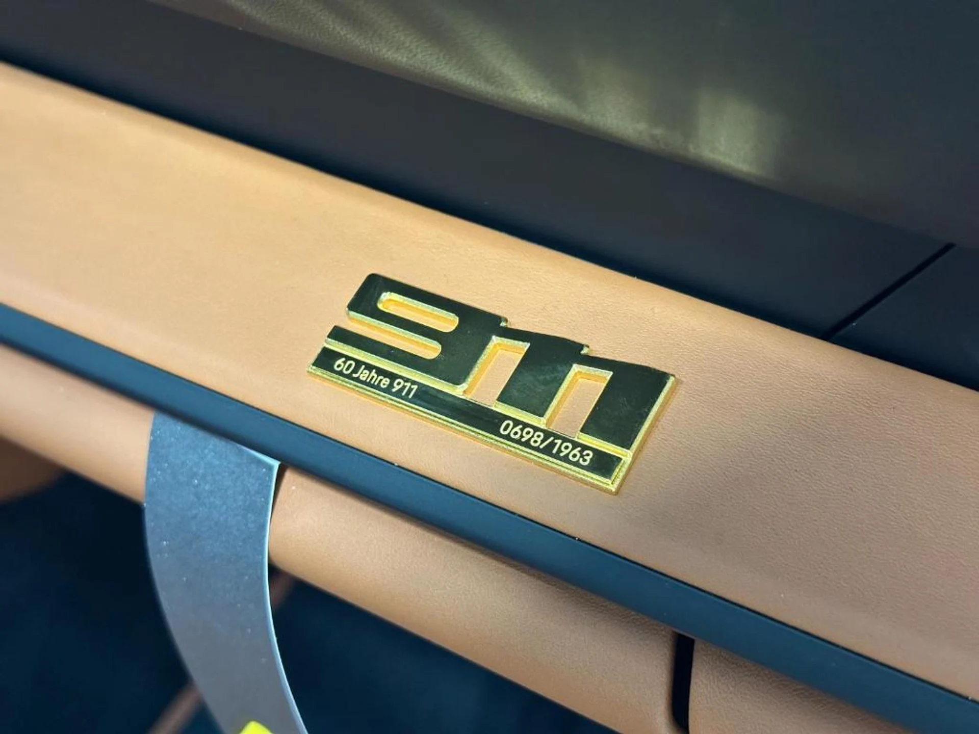 mph062_3954476687_P0pd_D_Nd_X_Zq_WV_9z71fiw8mu0s_Py_Q_cea30604ce