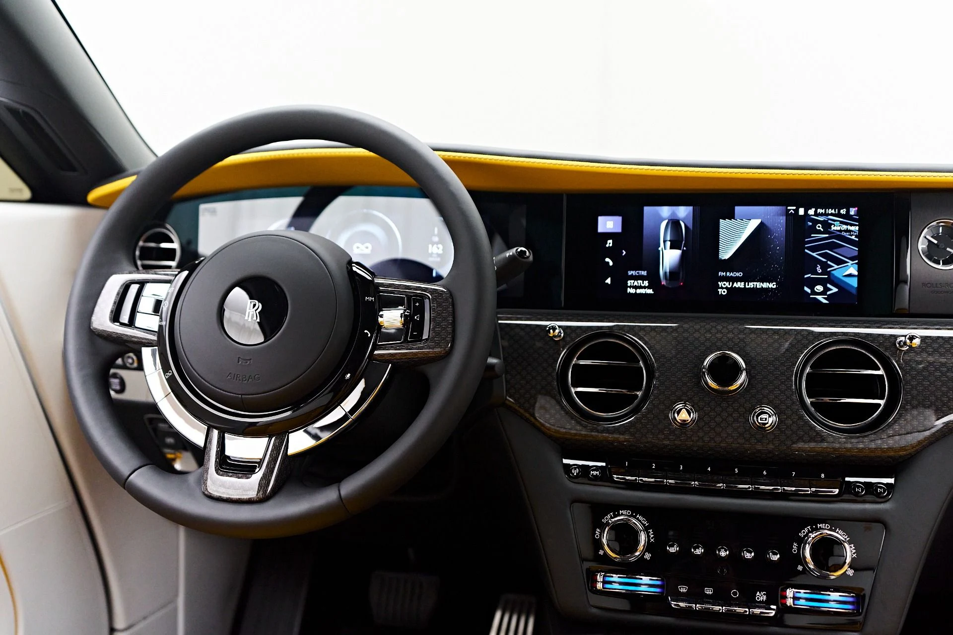 mph062_4036600182_Used_2025_Rolls_Royce_Spectre_Base_1753213338_a880d7a135