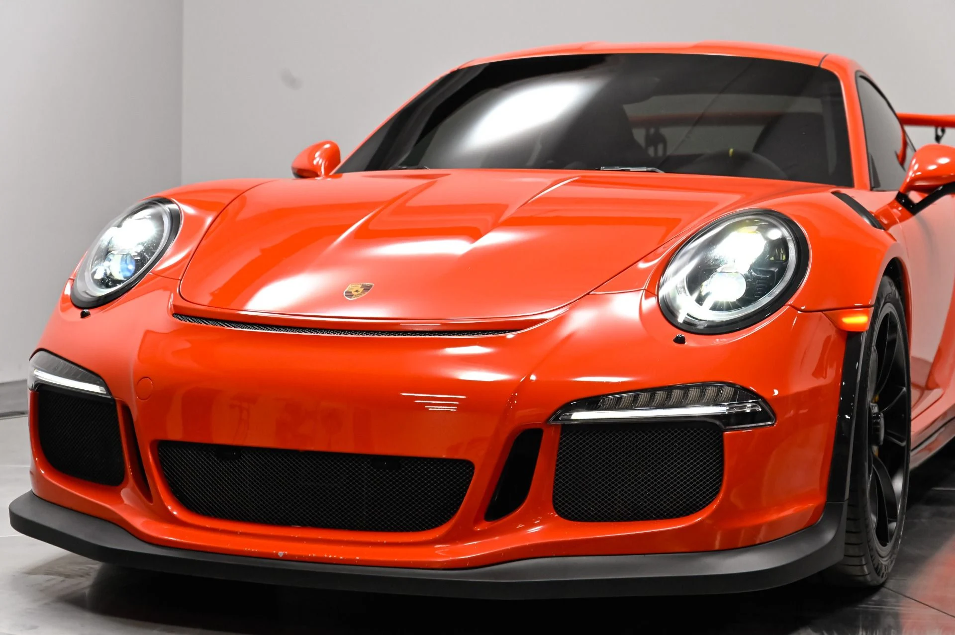 mph062_4051722346_Used_2016_Porsche_911_GT_3_RS_1788412421_5a5cf1f679