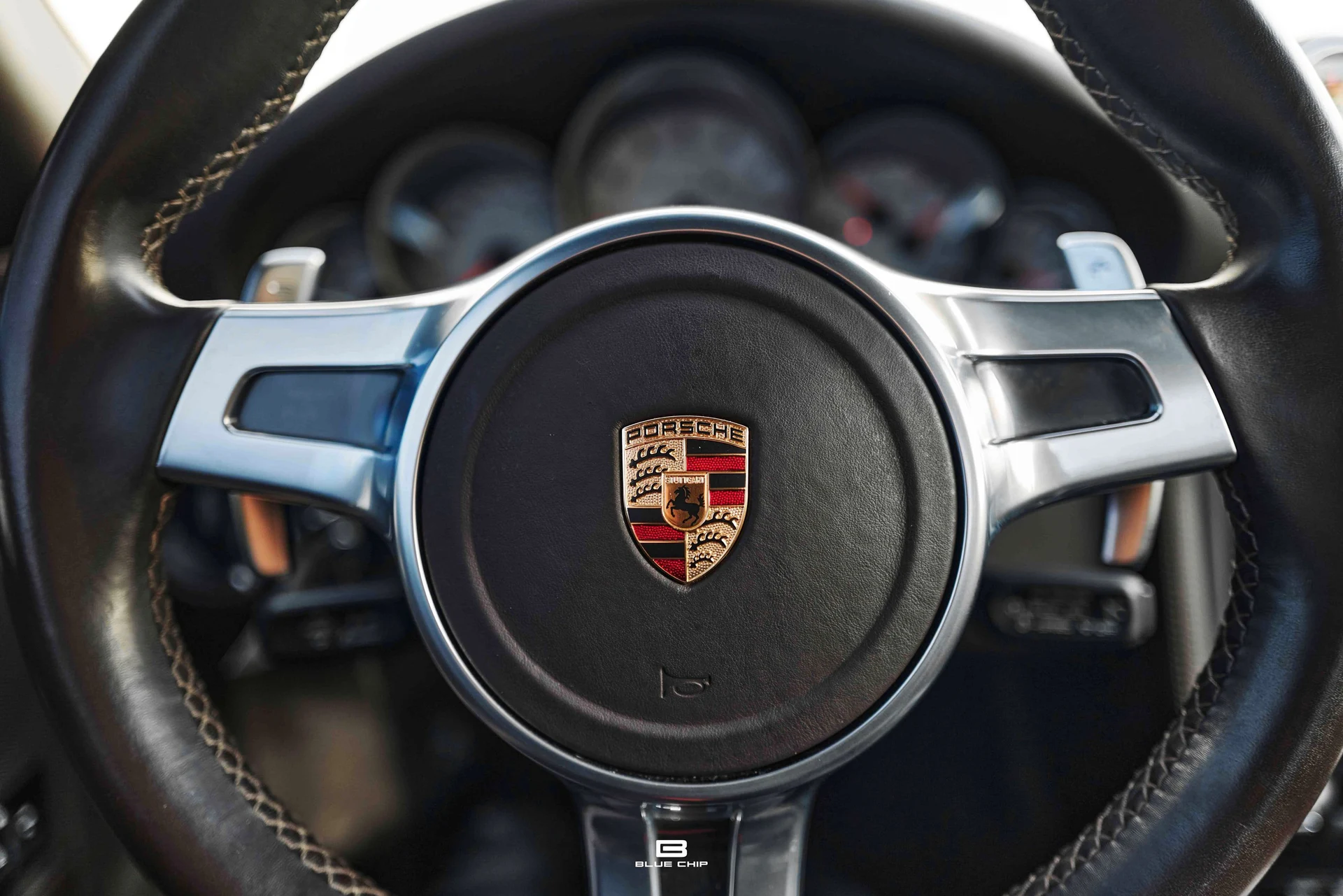 mph062_4054893384_699f2b3cd7e45944fdbd4e3b_L1171000_4e350f7f67