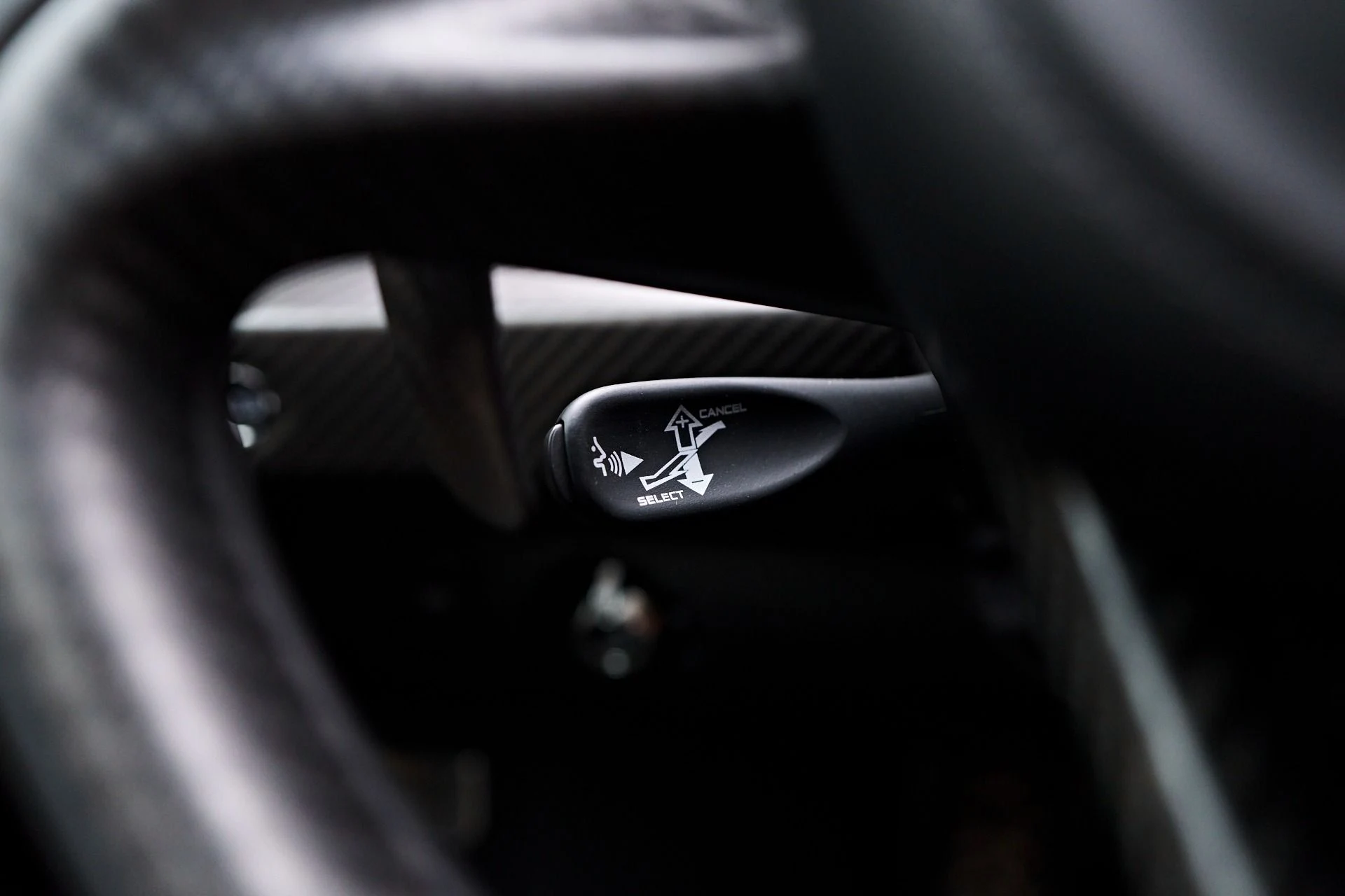 mph062_4056769790_Used_2019_Mc_Laren_Senna_1766516201_620edcc540