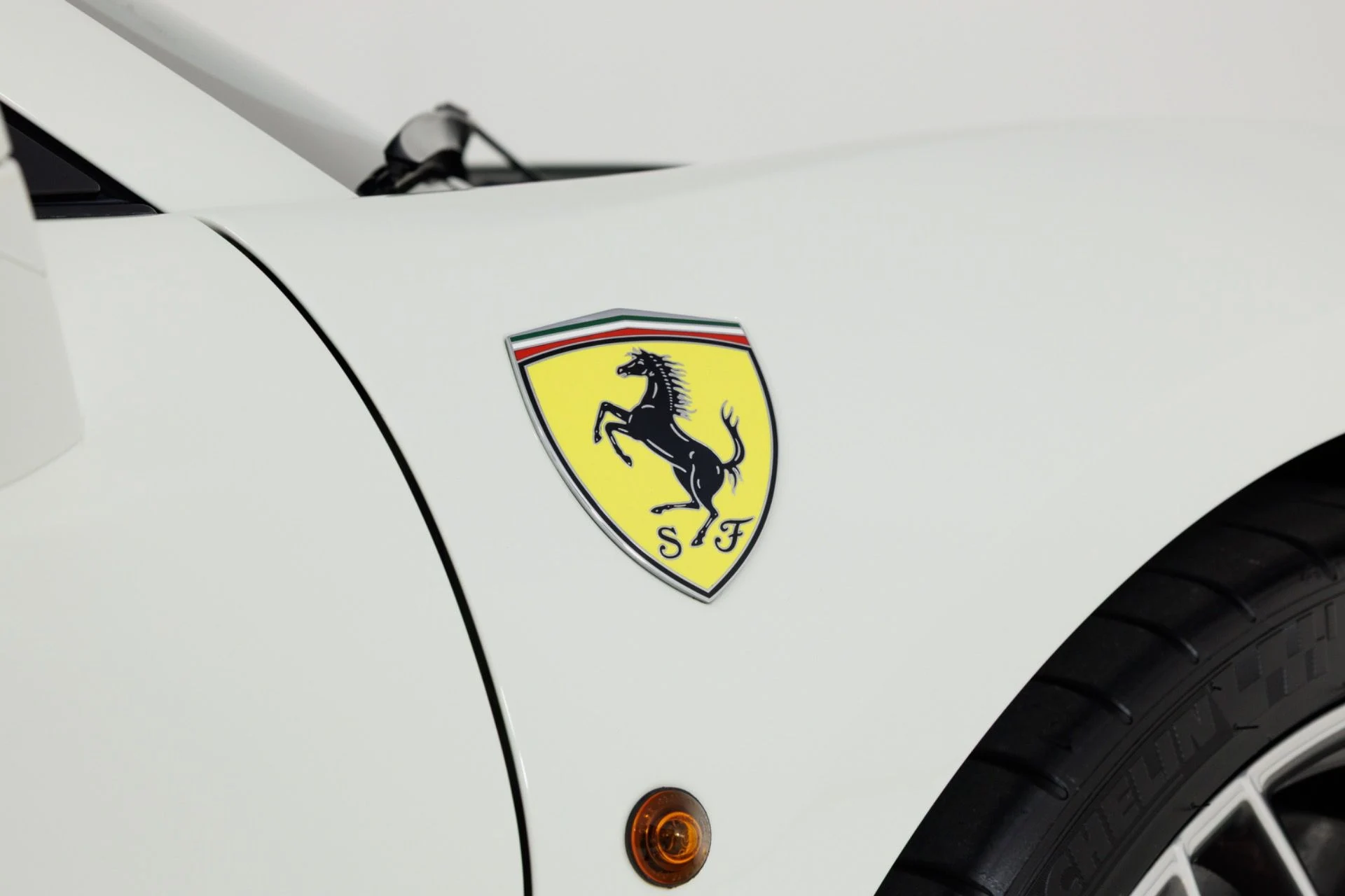 mph062_410245222_Used_2017_Ferrari_488_Spider_1788388465_e5d6e910bc