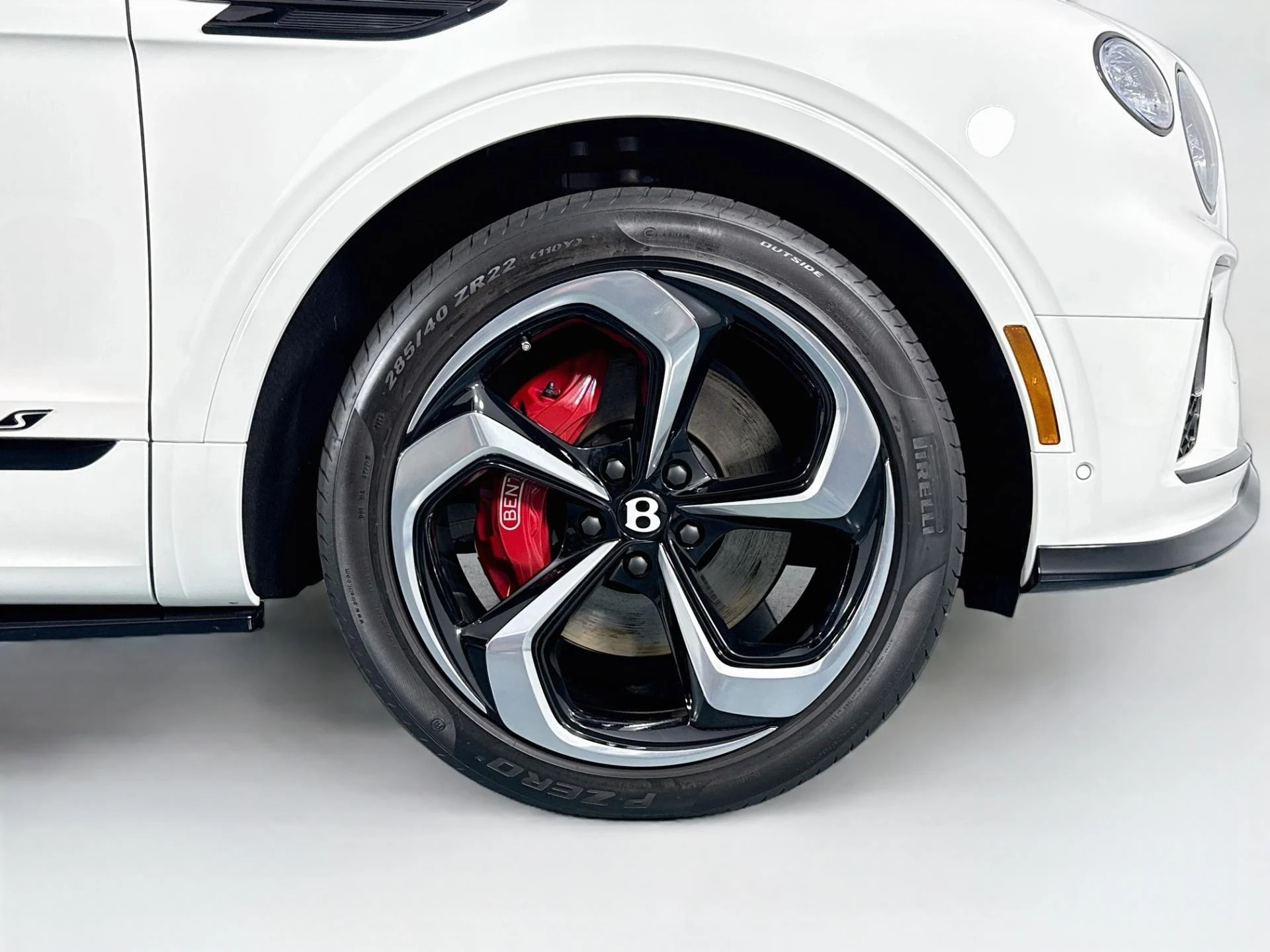mph062_4147312250_Used_2023_Bentley_Bentayga_S_V8_1791232633_26b66825fa