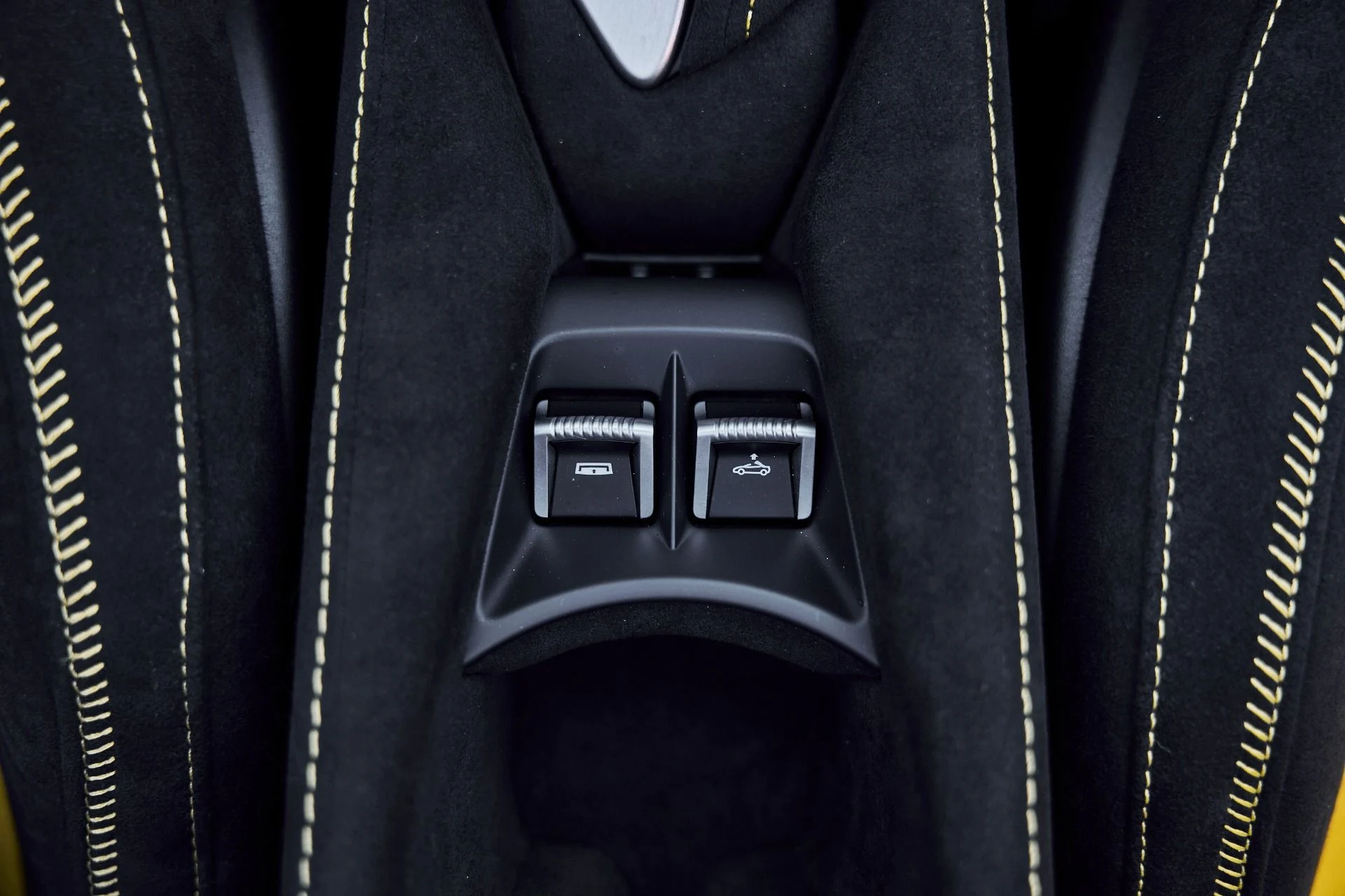 mph062_4179404804_Used_2026_Mc_Laren_750_S_1775868082_f673c8b29b