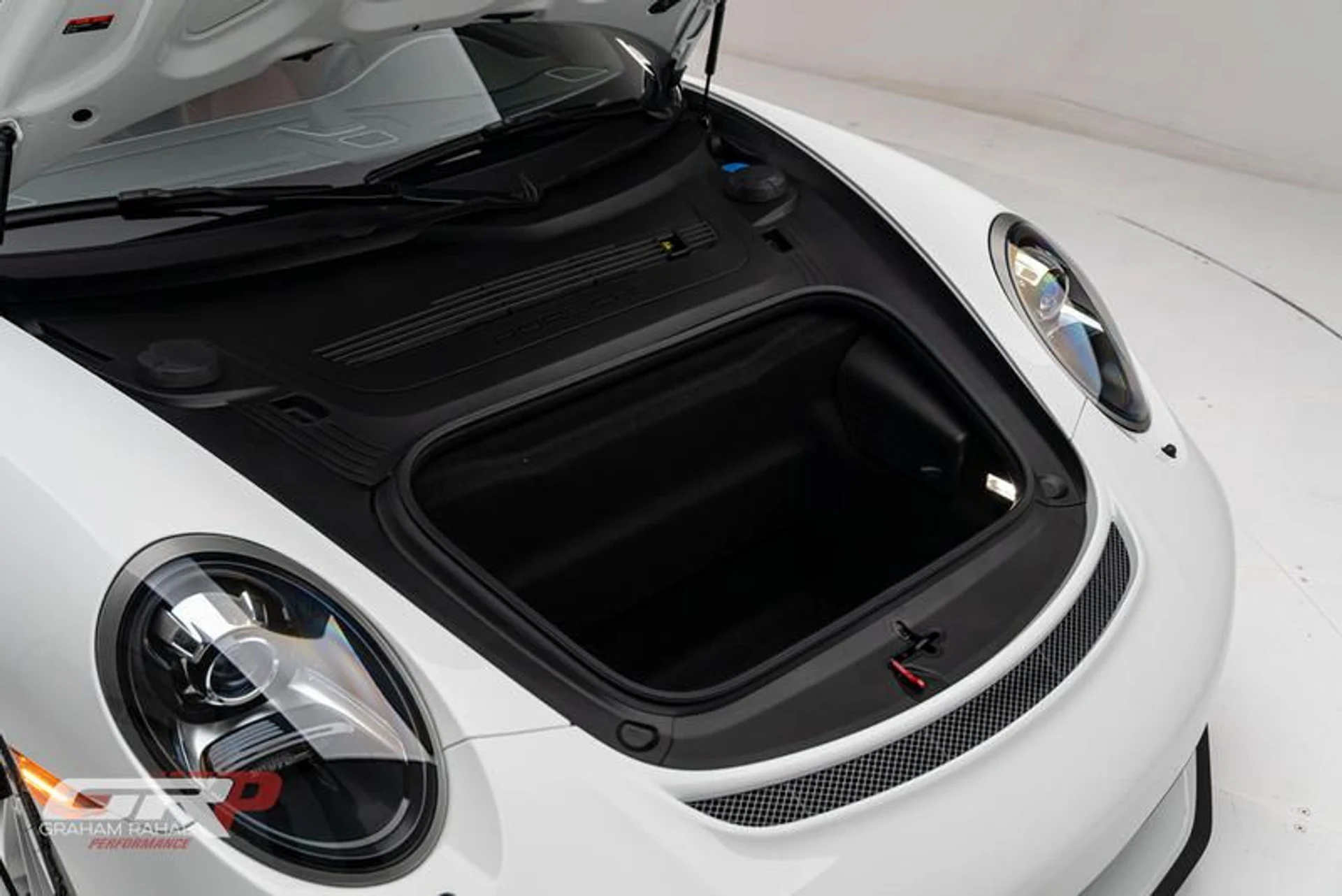 mph062_419326605_07_EFB_7_DB_ACEF_40_E4_B381_699_FED_57_D736_83d7d25379