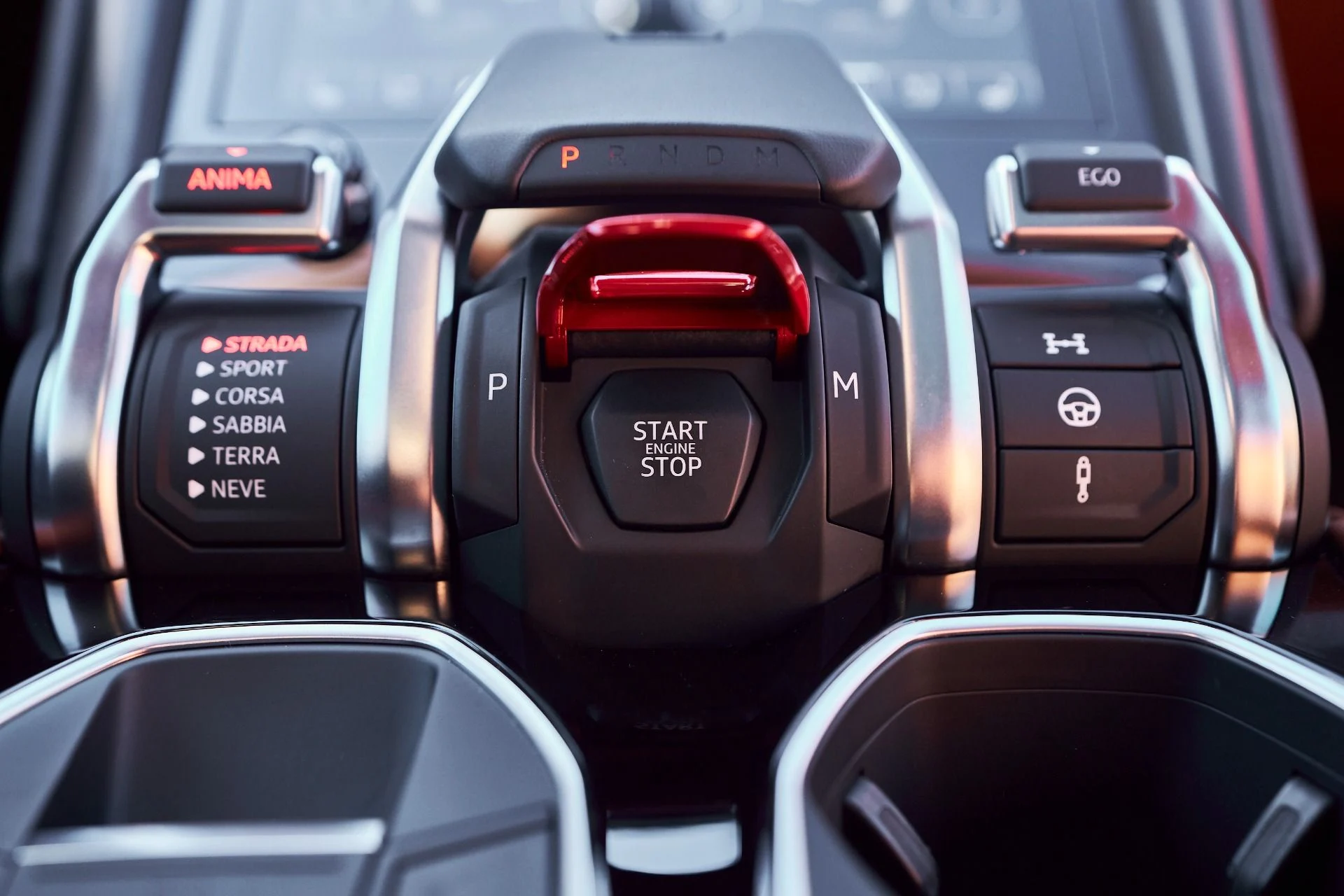 mph062_421257901_Used_2022_Lamborghini_Urus_1764710529_ce8c434015