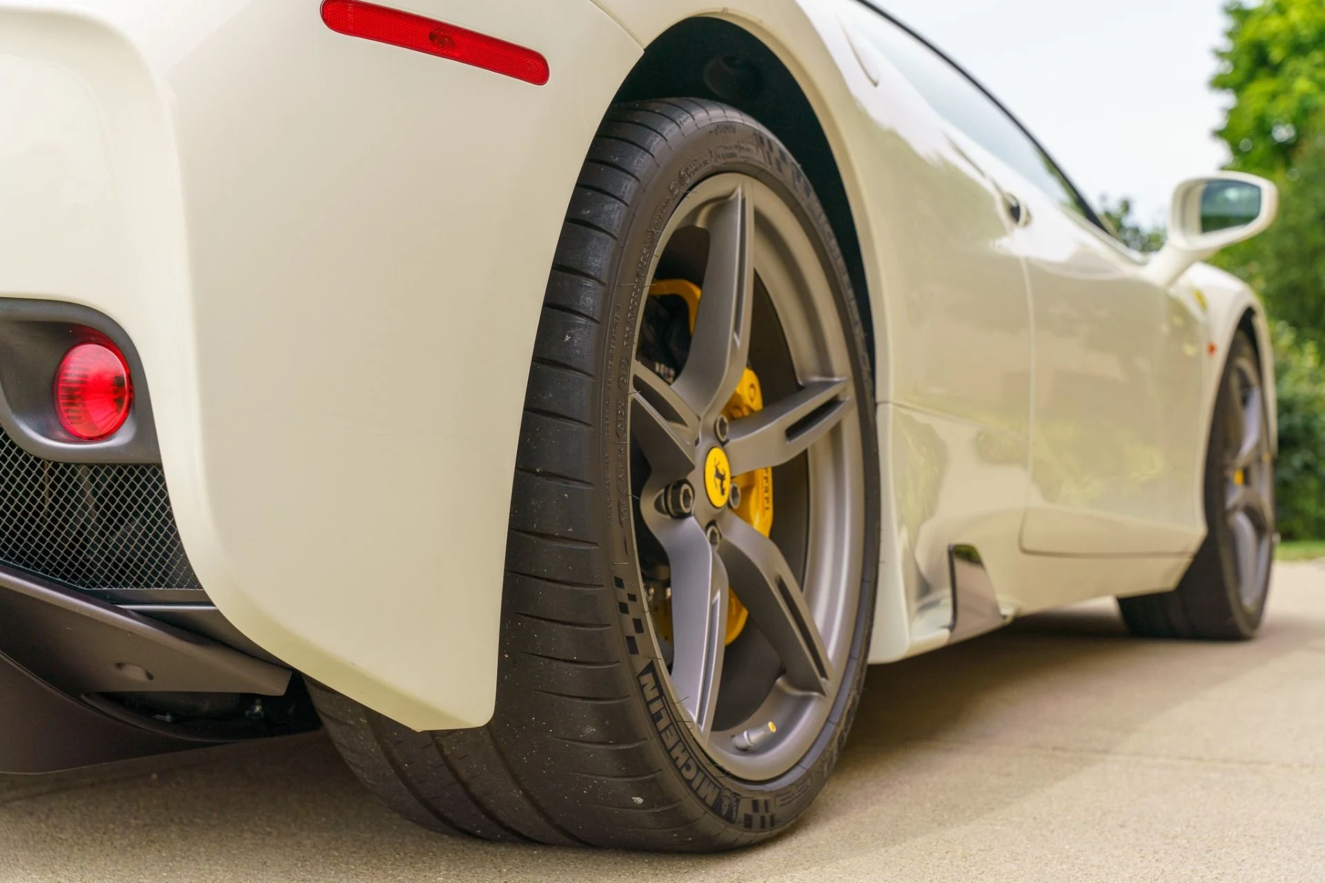 mph062_4221115608_Used_2015_Ferrari_458_Speciale_1754332080_29bf1b5298