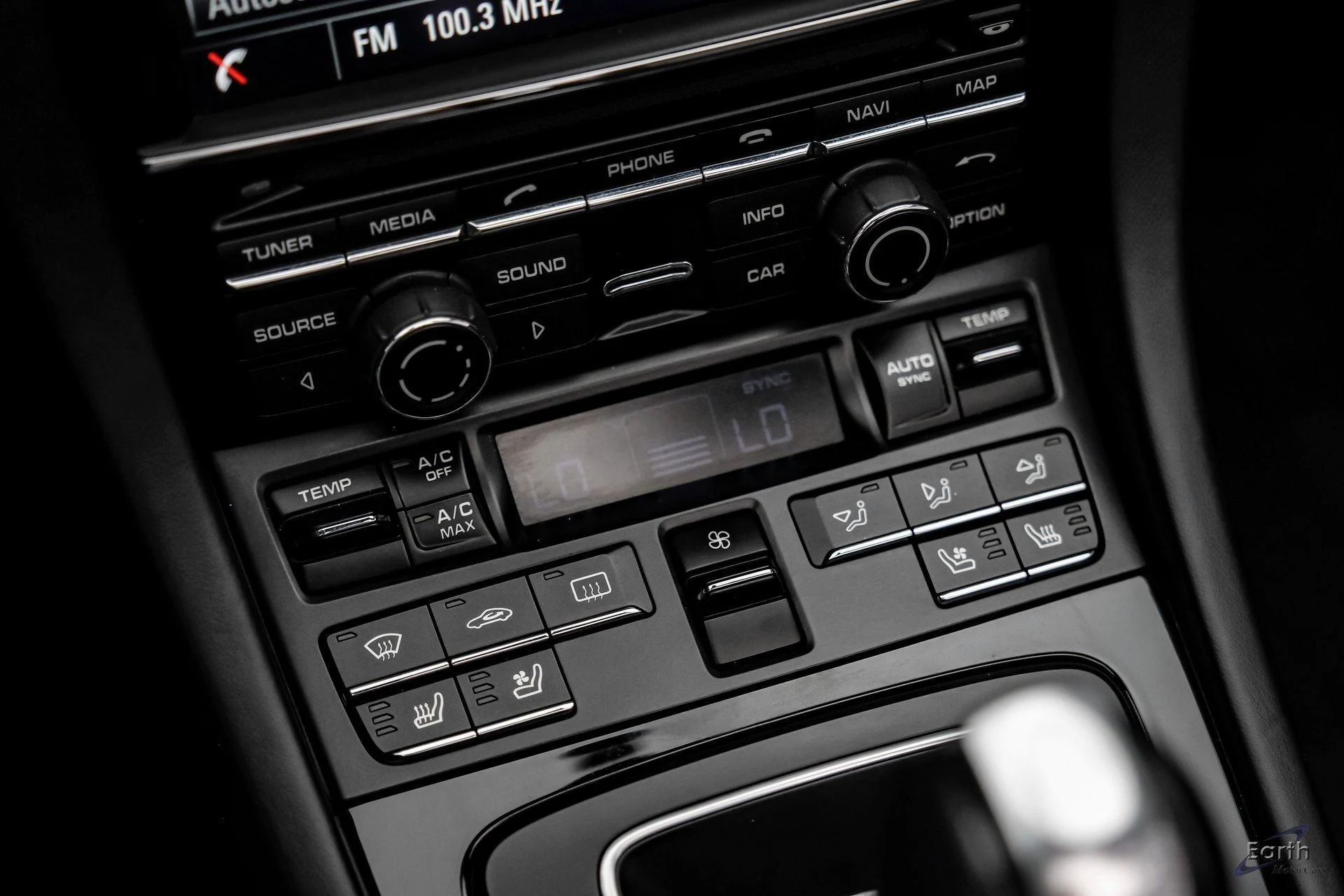 mph062_4249602529_2ca5fc1917090019fb9a19e261606adax_2475913dc8