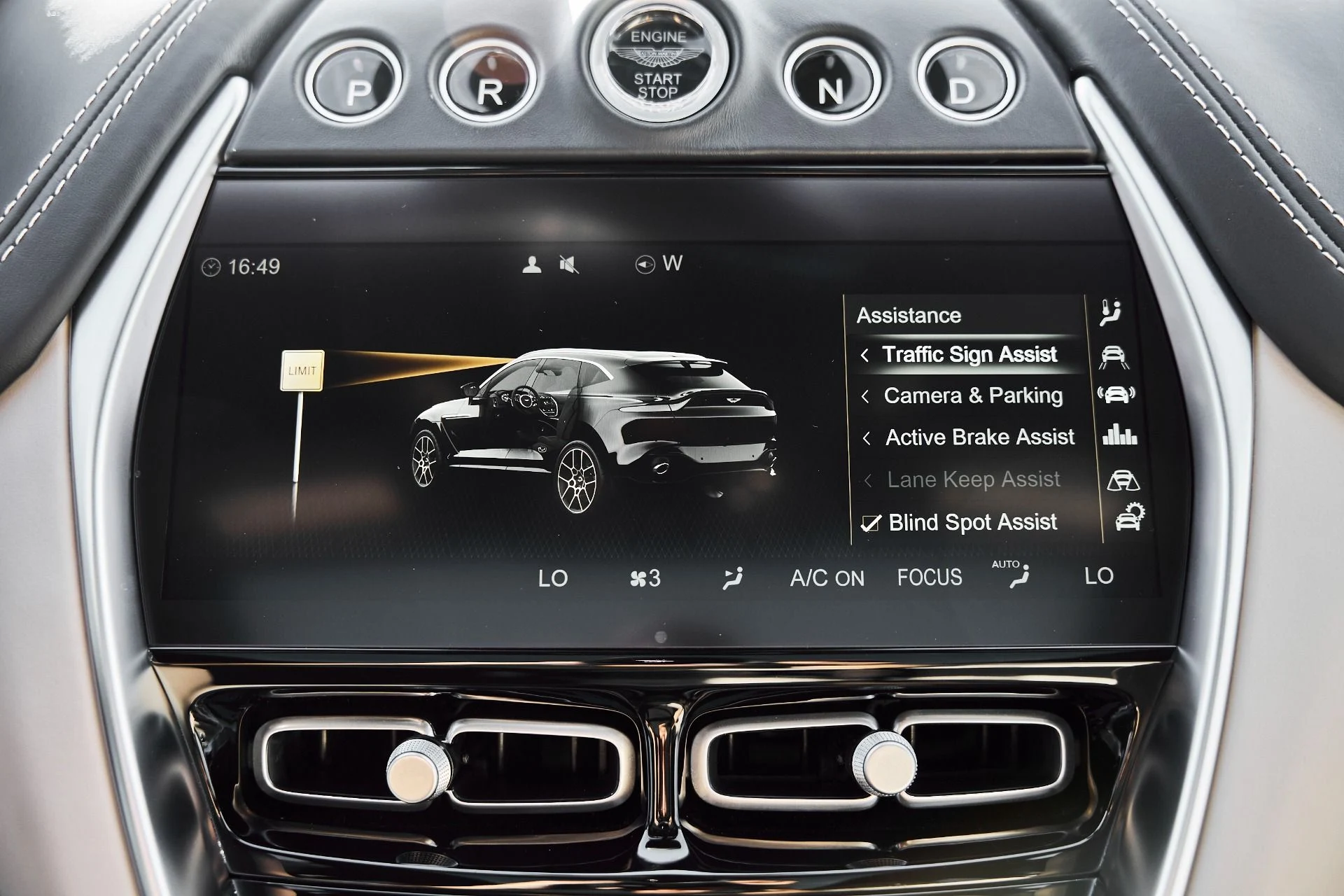 mph062_4290327595_Used_2023_Aston_Martin_DBX_707_1774652495_4ef95c1e85