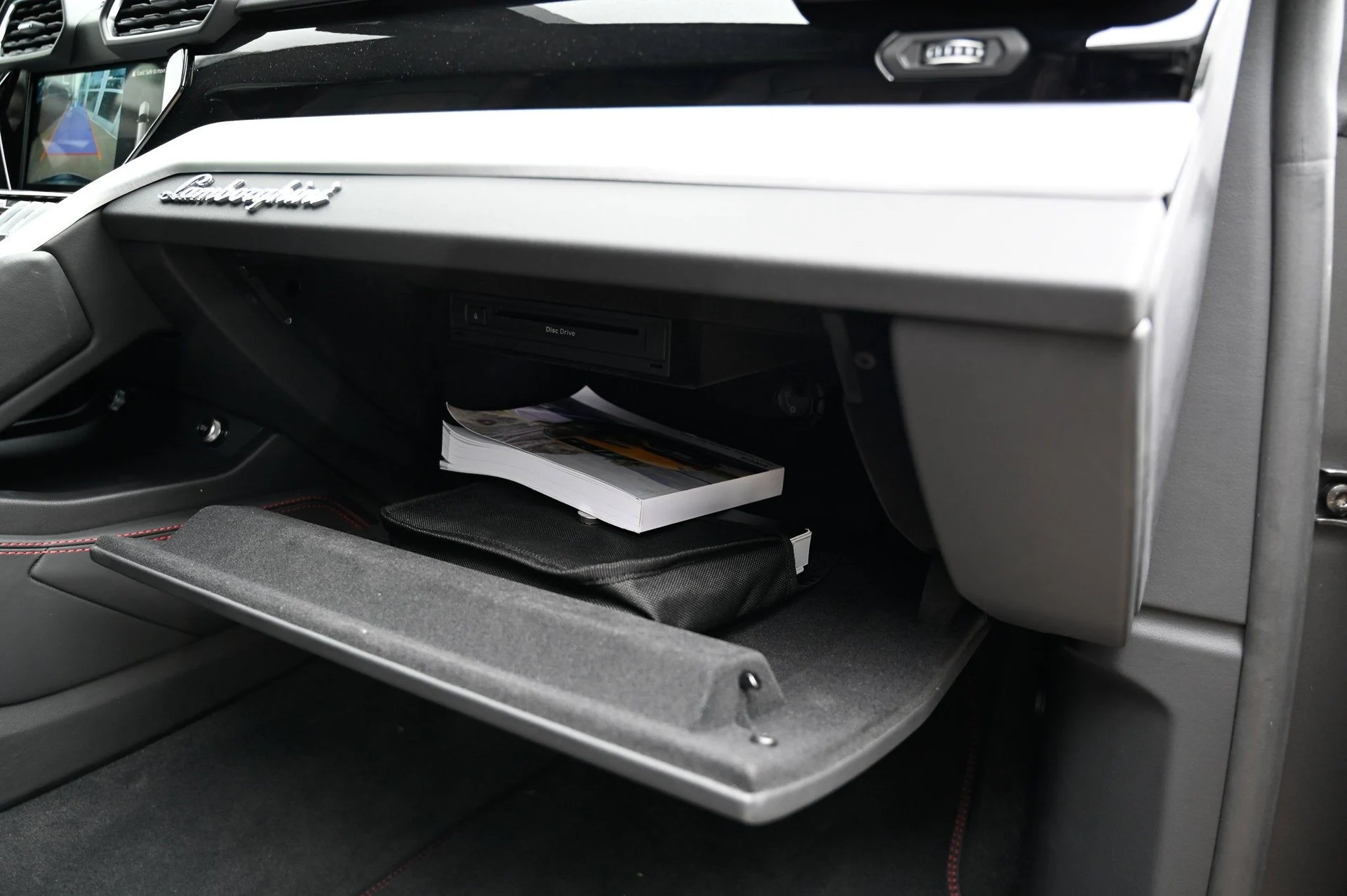 mph062_44750255_5ef5266f37bd4b56bbcbbb0e1f43ad4d_7f16614705