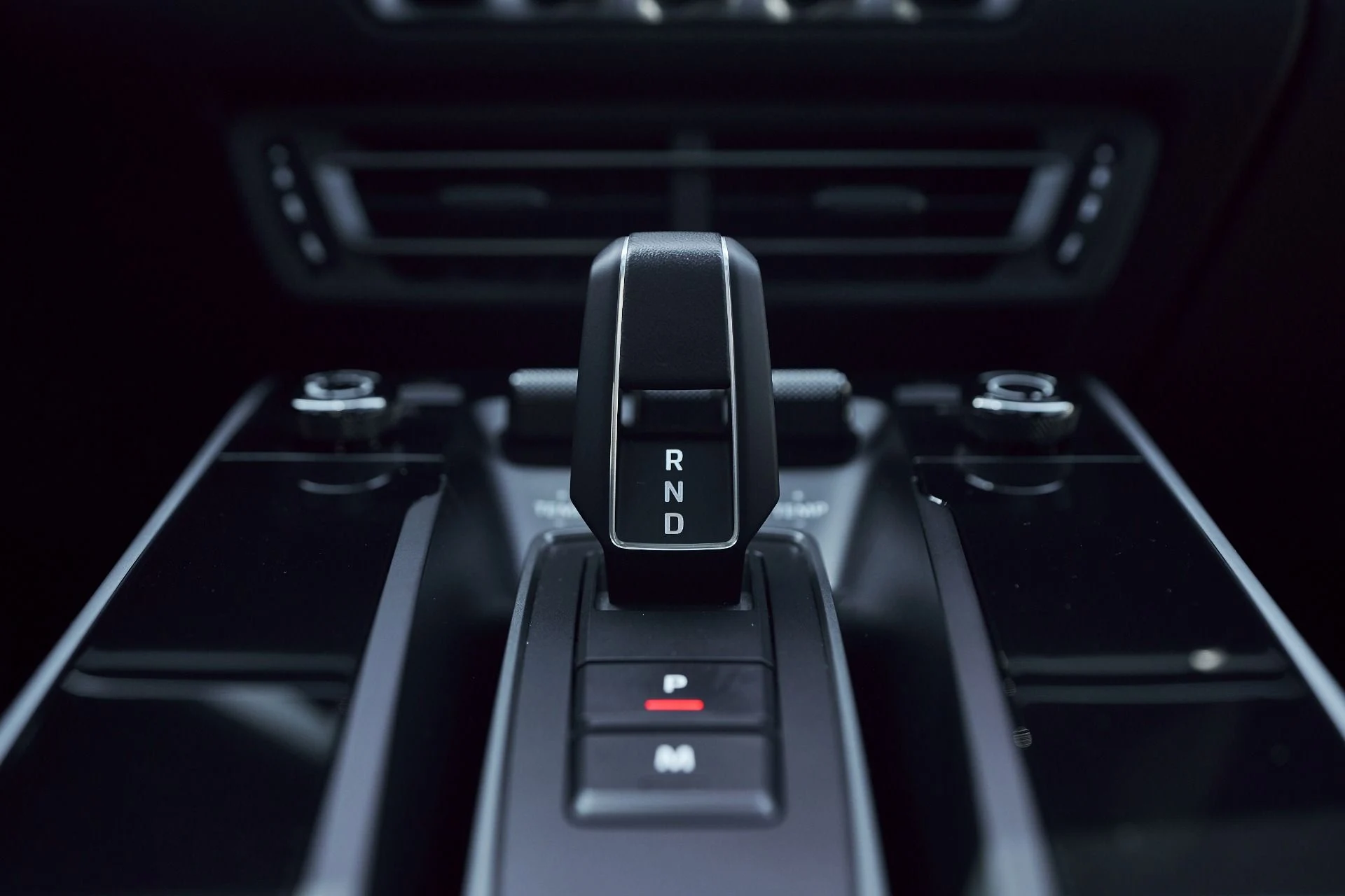 mph062_462029351_Used_2024_Porsche_911_Turbo_1765332513_2da3442d20