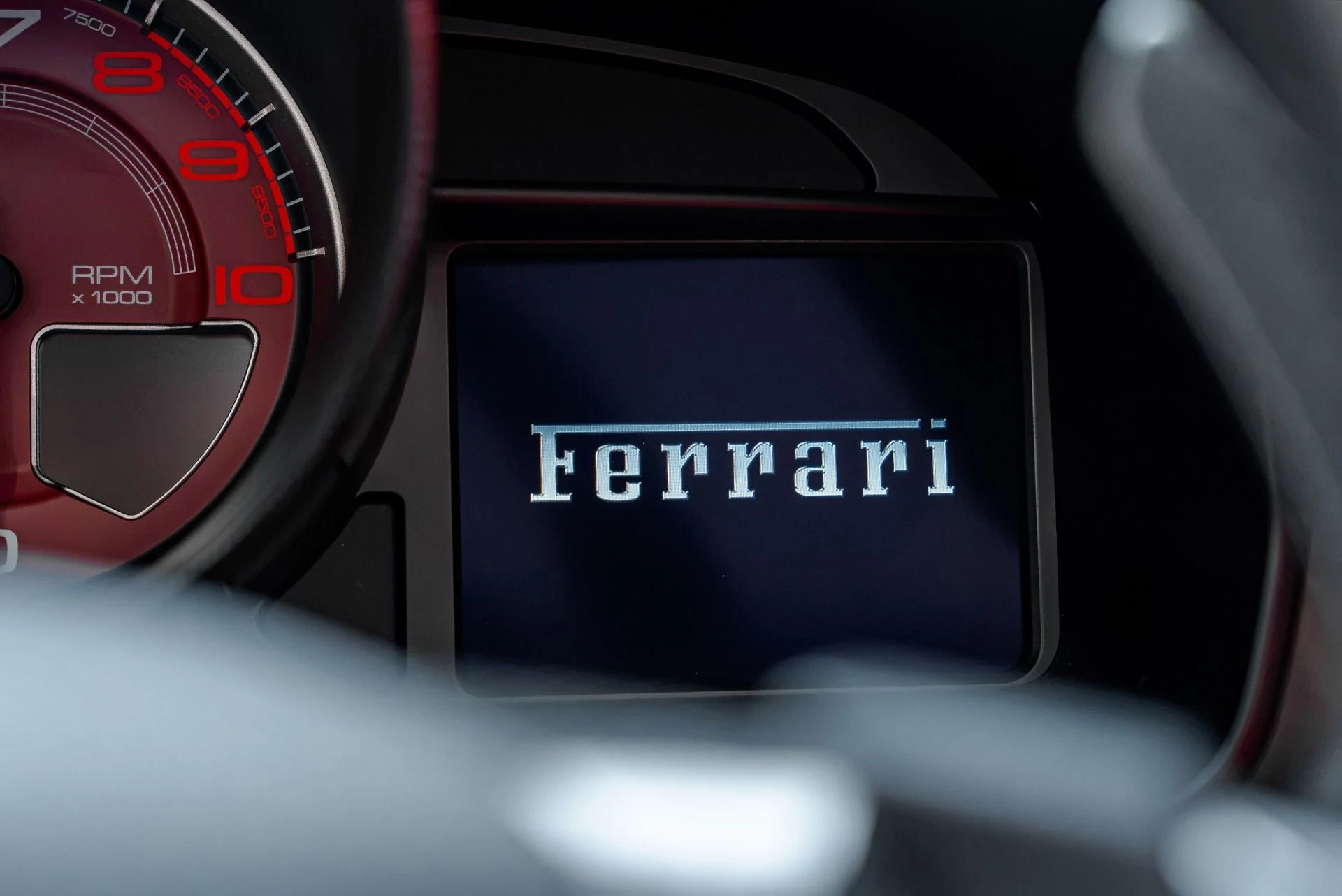 mph062_497230901_Used_2022_Ferrari_F8_Spider_1788281707_c263f9d29d