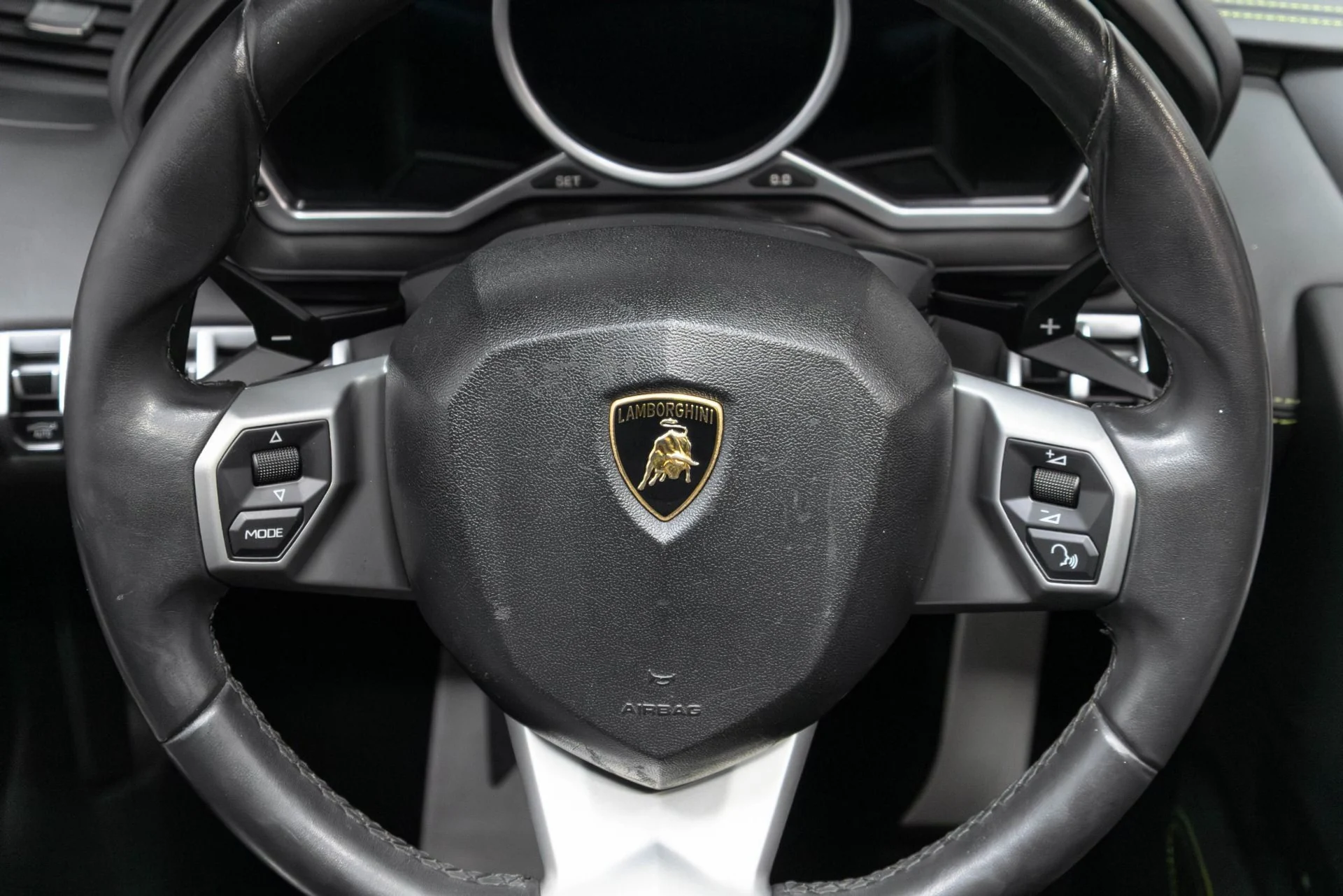 mph062_548419685_Used_2015_Lamborghini_Aventador_LP_700_4_1780593182_aa21a6dd8e