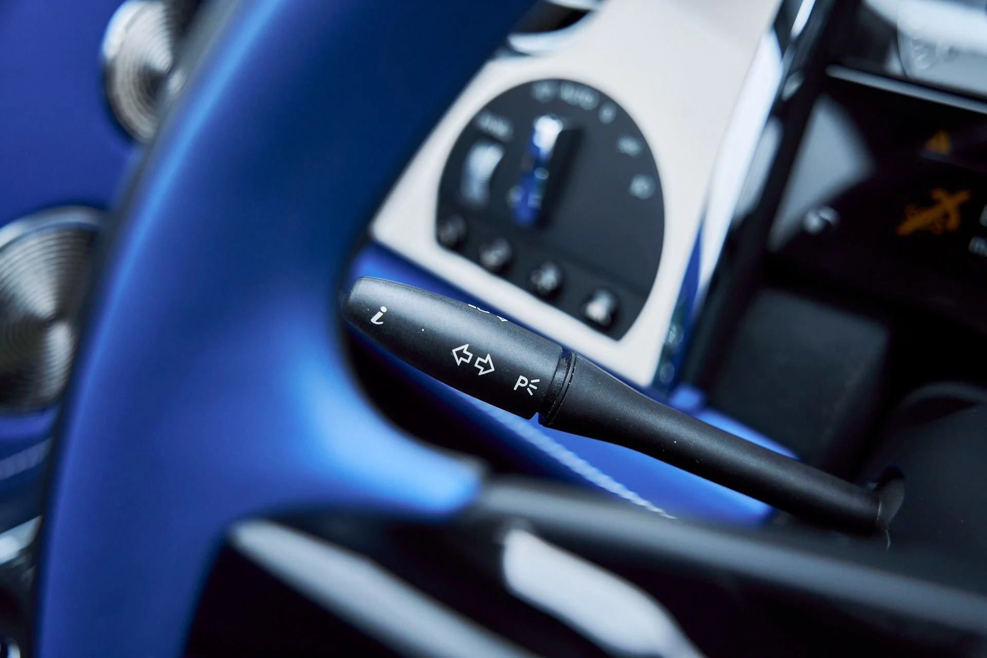 mph062_552652560_Used_2019_Rolls_Royce_Ghost_Base_1767224364_38f9de3e43