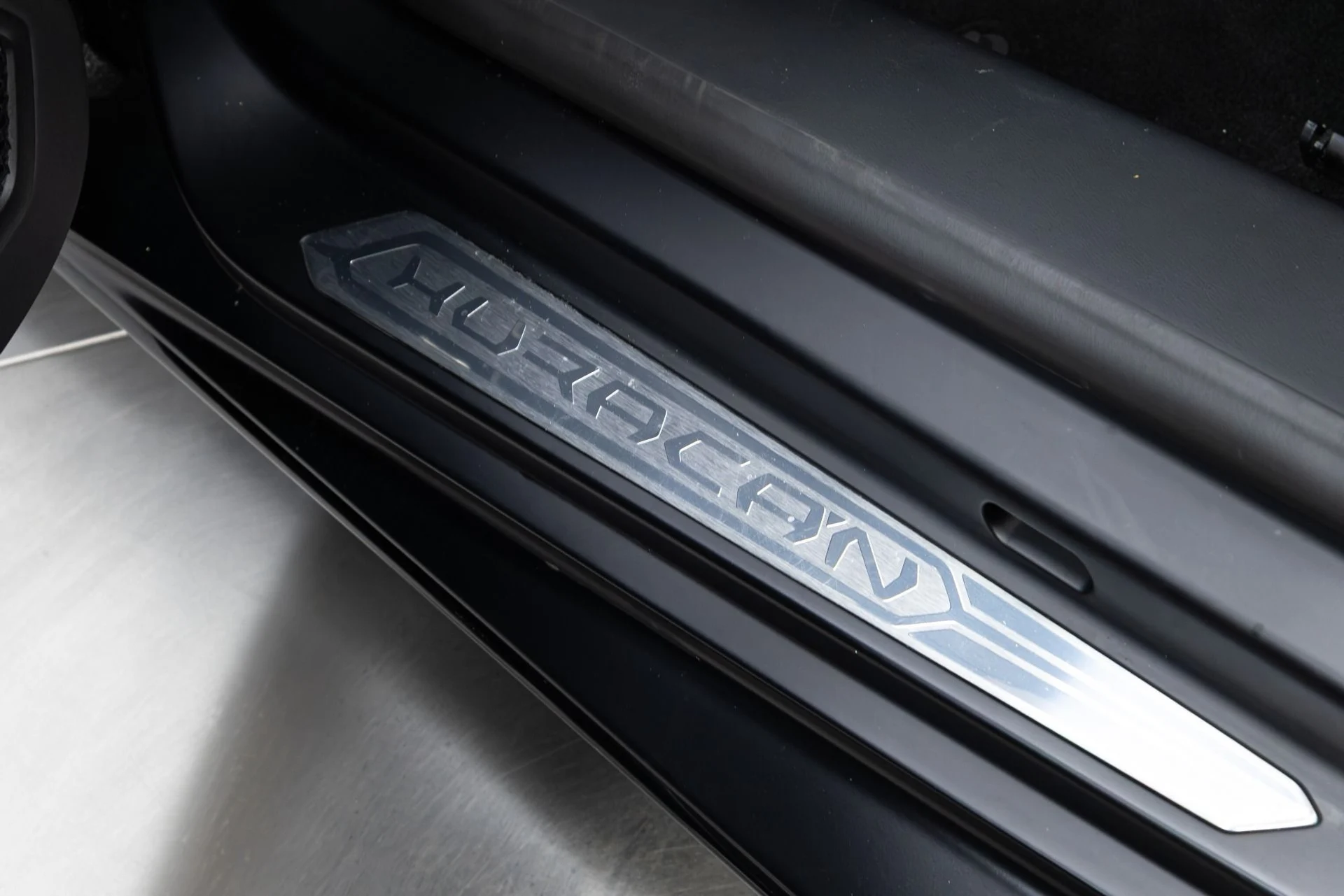 mph062_554315709_Used_2021_Lamborghini_Huracan_EVO_1773475781_f13b1dd0f0