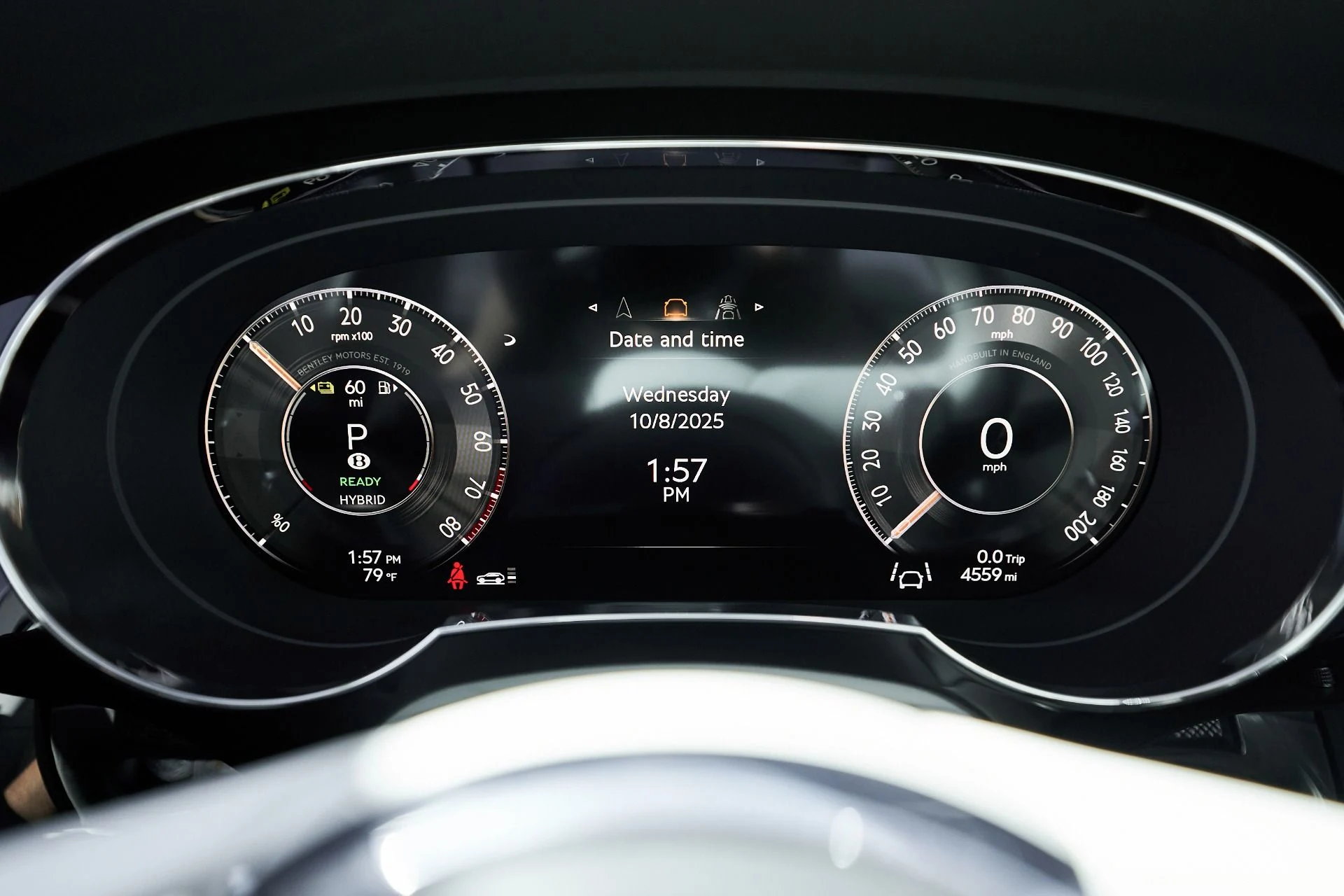 mph062_5584393_Used_2024_Bentley_Bentayga_Hybrid_S_1759985924_f385f099e9